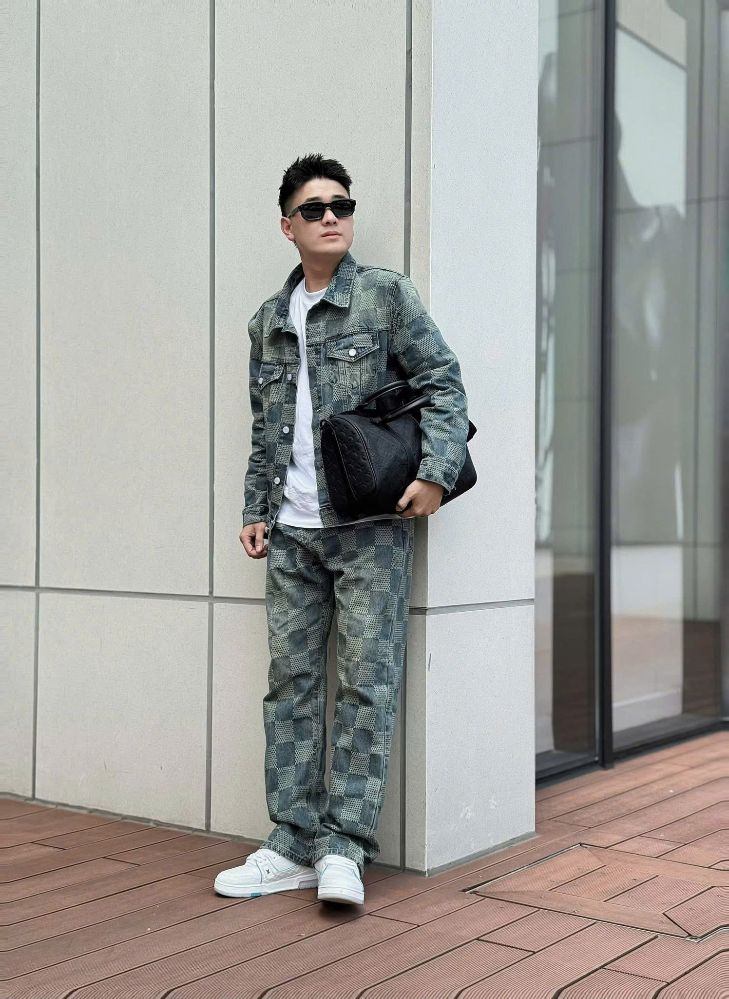 Túi Louis Vuitton Keepall Bandoulière 35 vân chìm_thumbnail_4