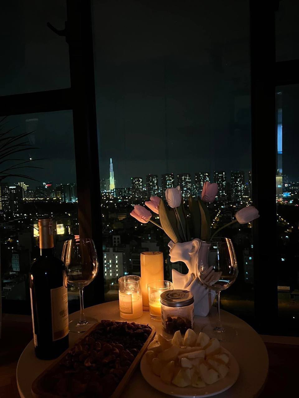 Tin thật 100%- Tổng hợp căn hộ 2PN giá rẻ kịch sàn, view thành phố lung linh Feliz En Vista