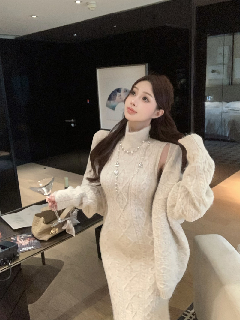 Set Len + Áo Choàng Ôm Body Sang Chảnh