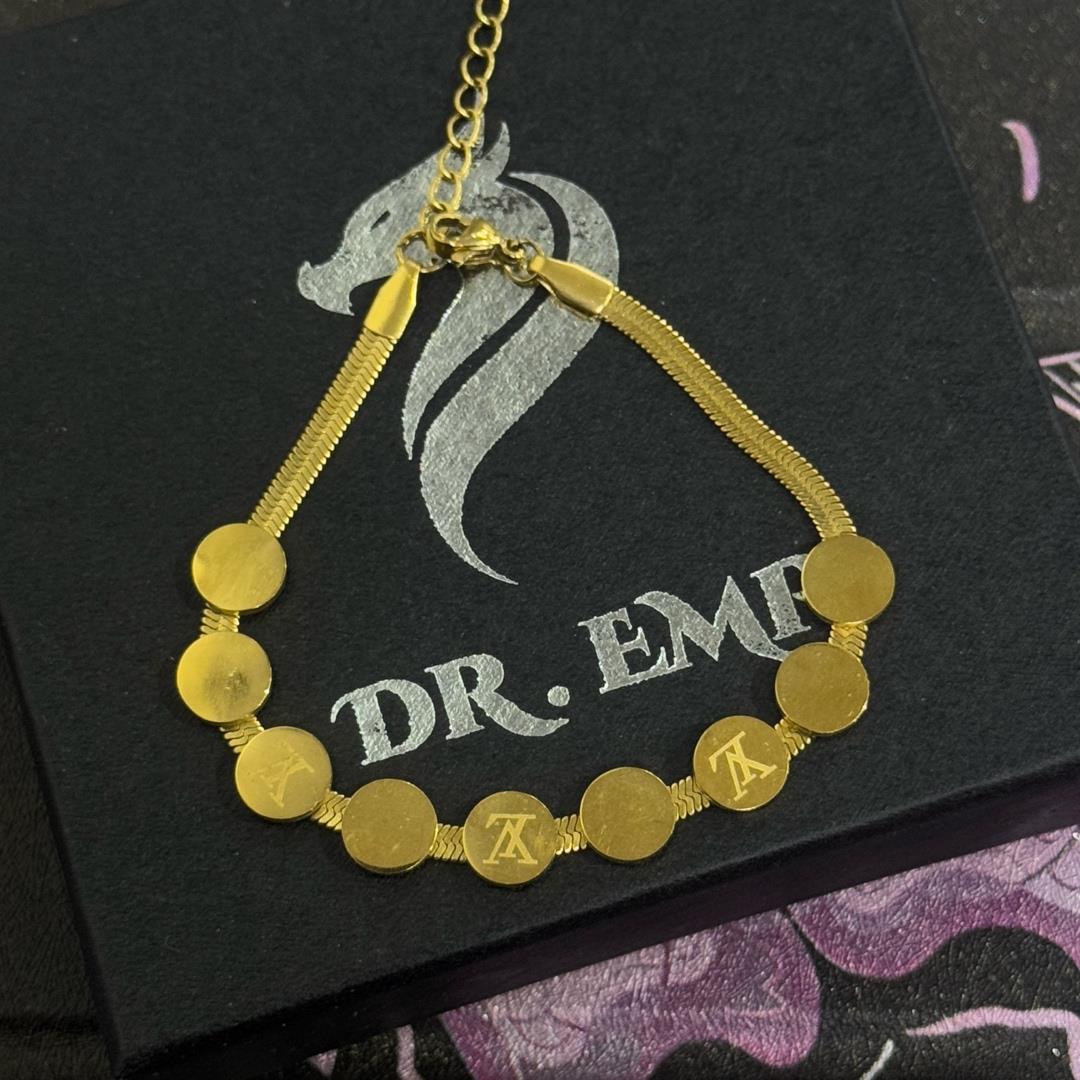 vòng tay titan vàng charm tròn dẹt trơn LV_thumbnail_2