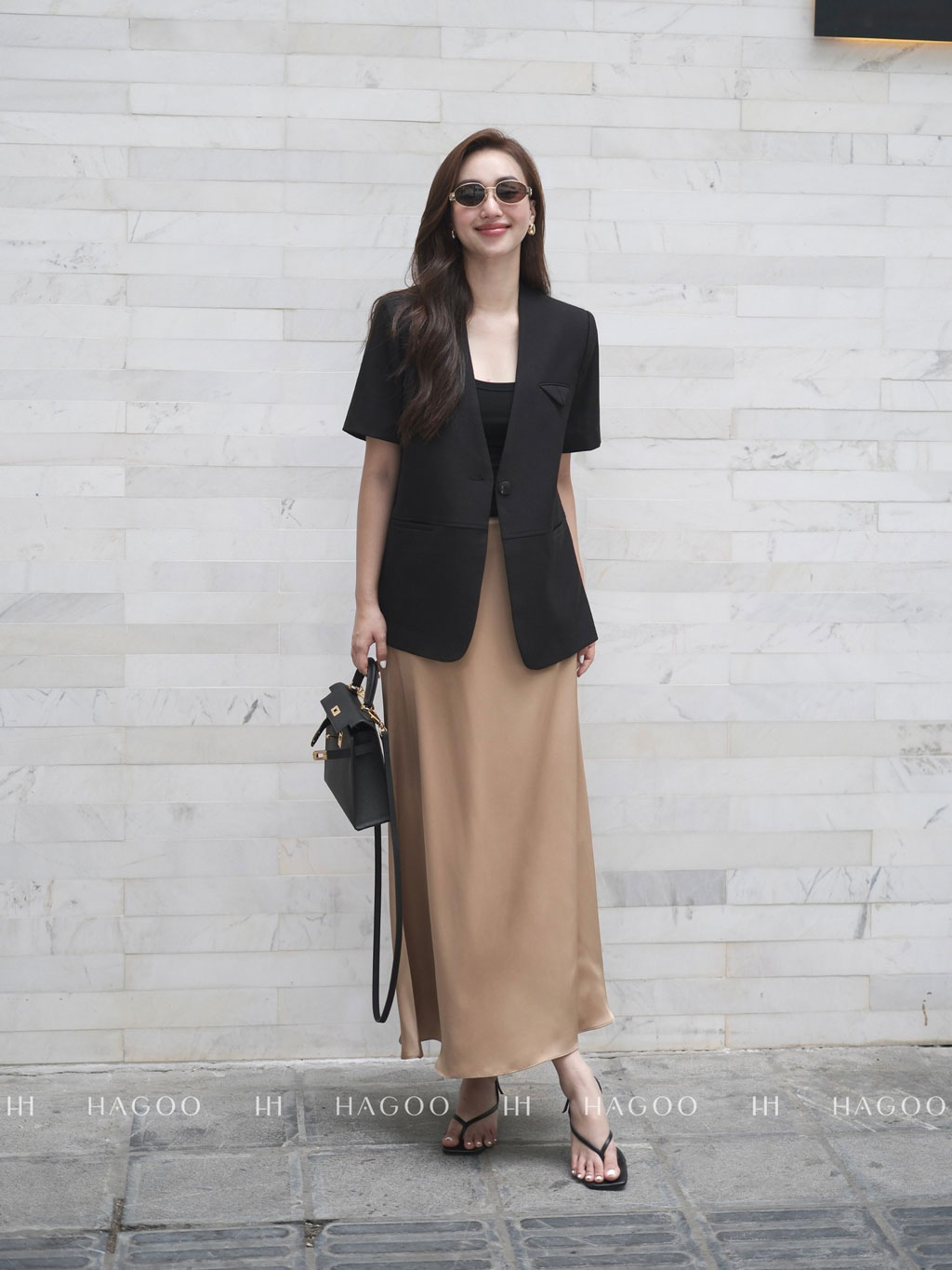 Áo Blazer cộc tay bổ diễu HAGOO