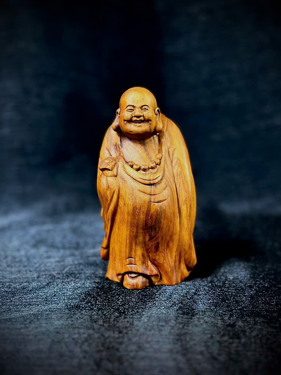 TƯỢNG PHẬT DI LẶC GỖ SƯA VƯỜN_thumbnail_1