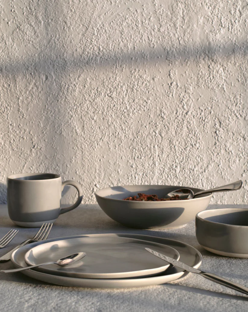 Dining Essentials_thumbnail_1