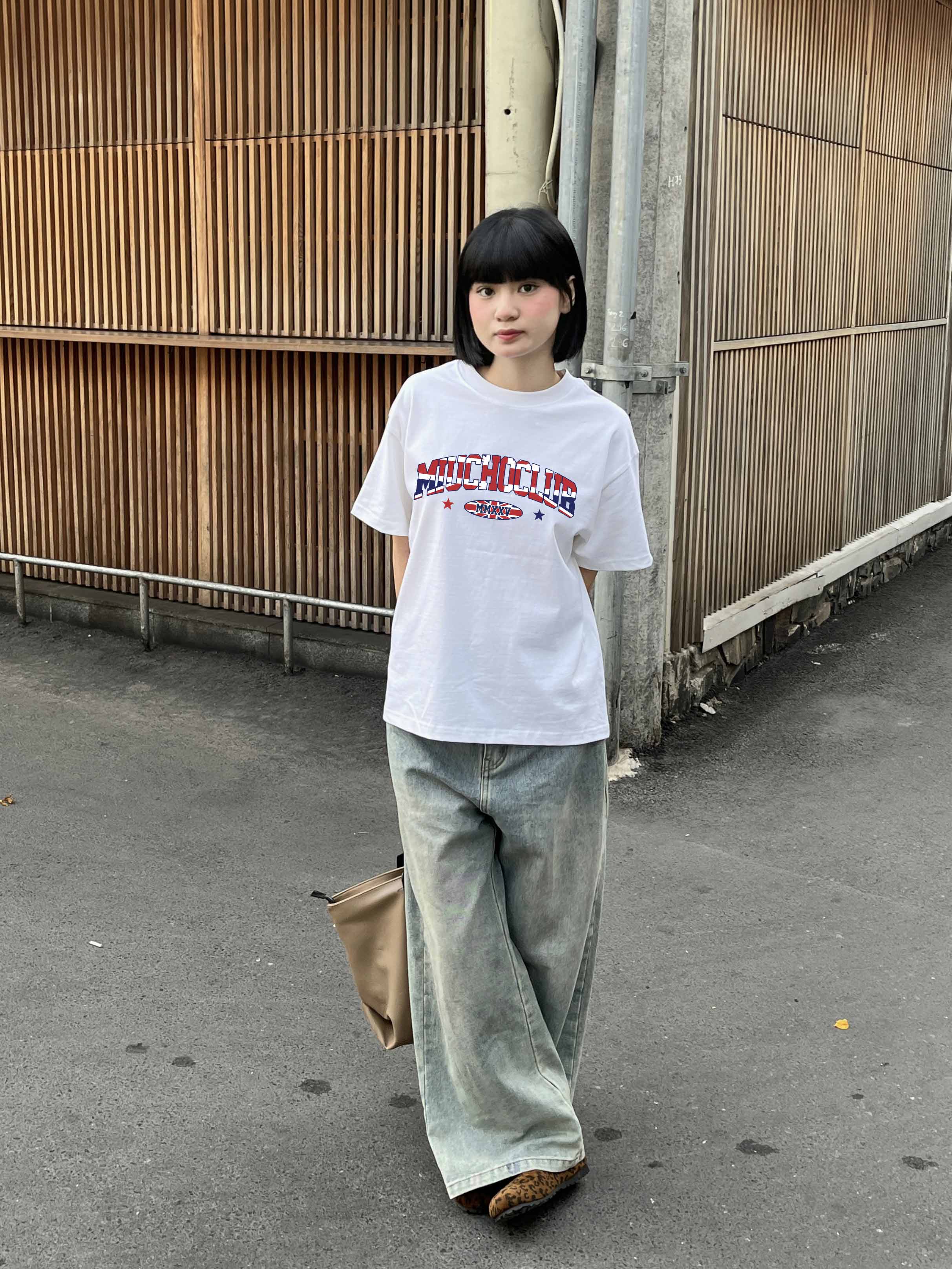 Áo thun boxy local brand AXD2425 Miucho chất vải cotton 2 chiều cao cấp dày dặn in mix_thumbnail_5