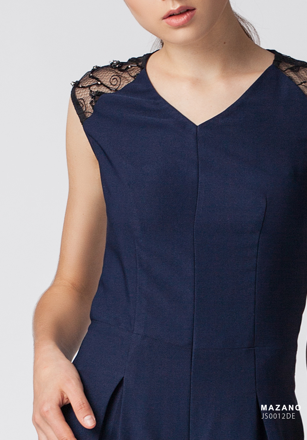 Bộ Áo liền Quần Jumsuit xanh phối ren đính đá_thumbnail_3