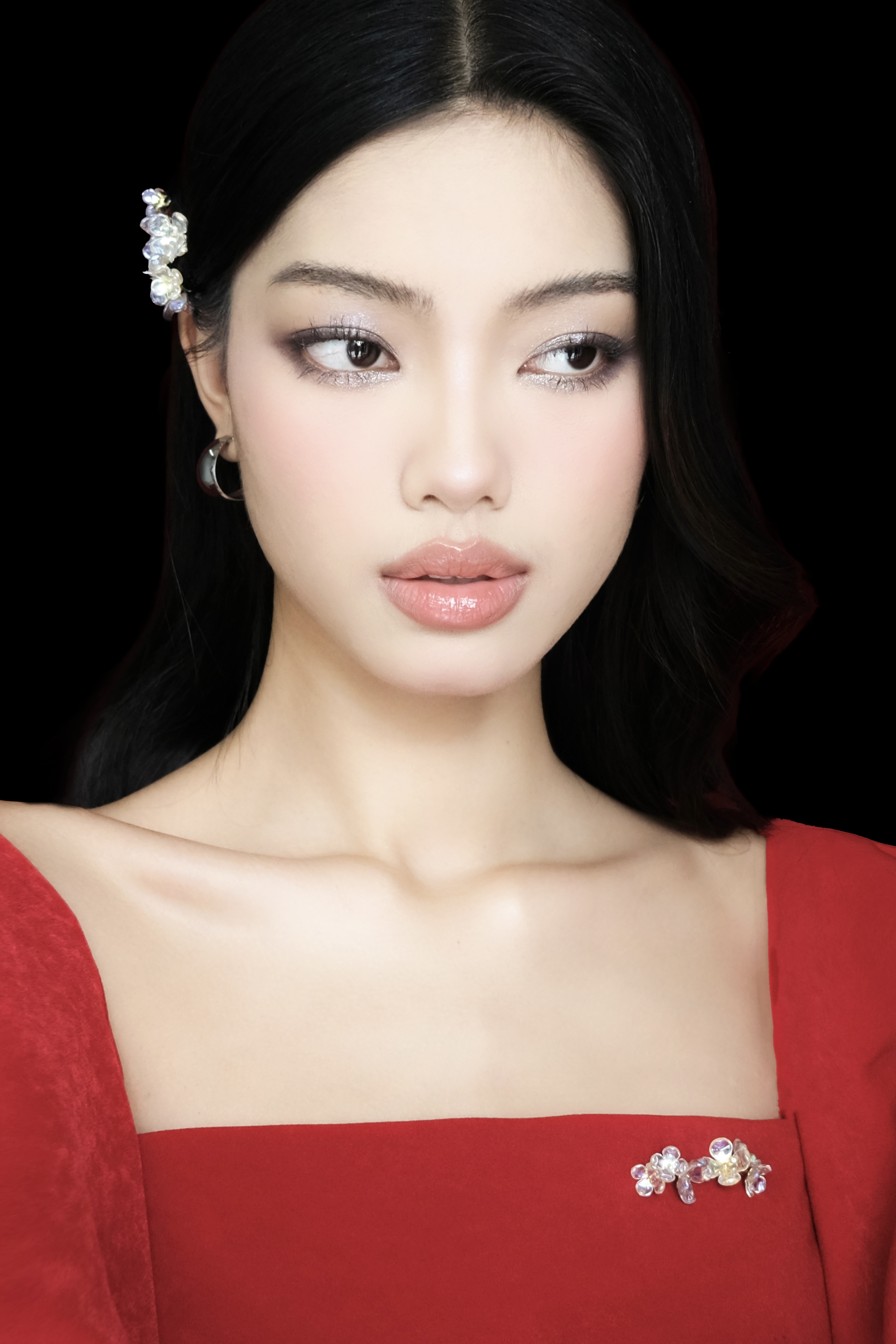 HANH VAN NHI Ao-dai_thumbnail_4