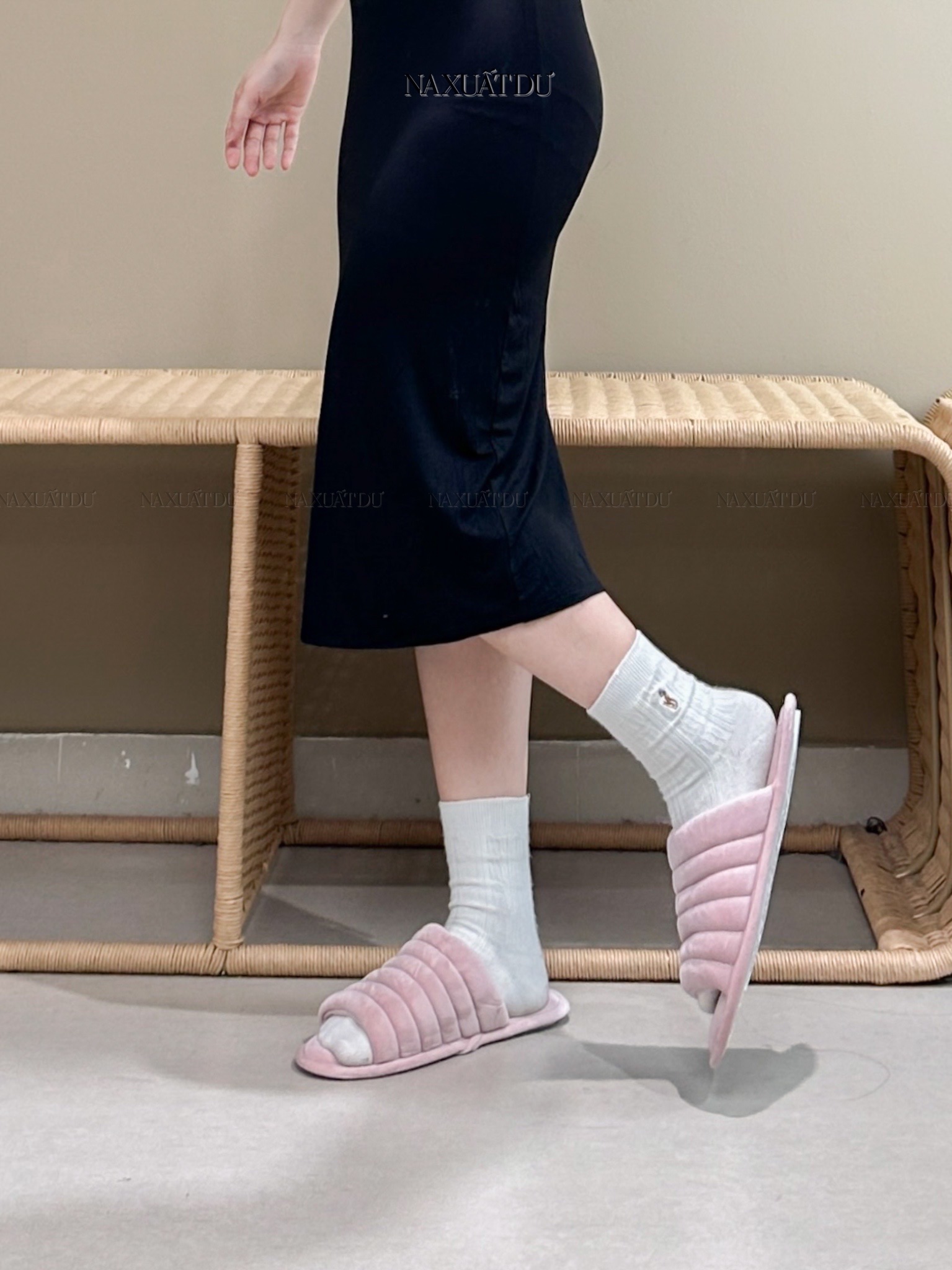 Set 2 đôi dép lông 