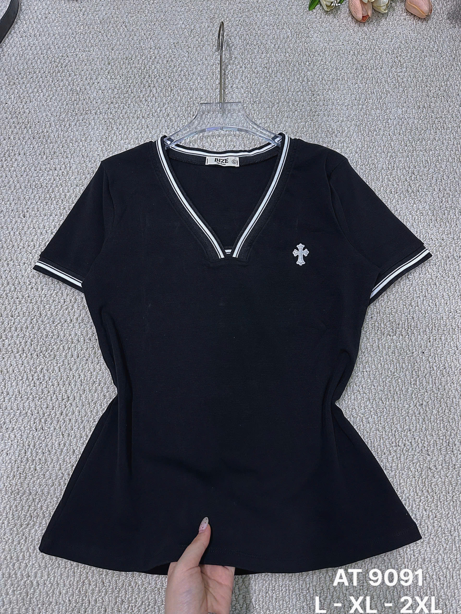 BIGSIZE - Áo thun viền cổ tim T-AT9091_thumbnail_1