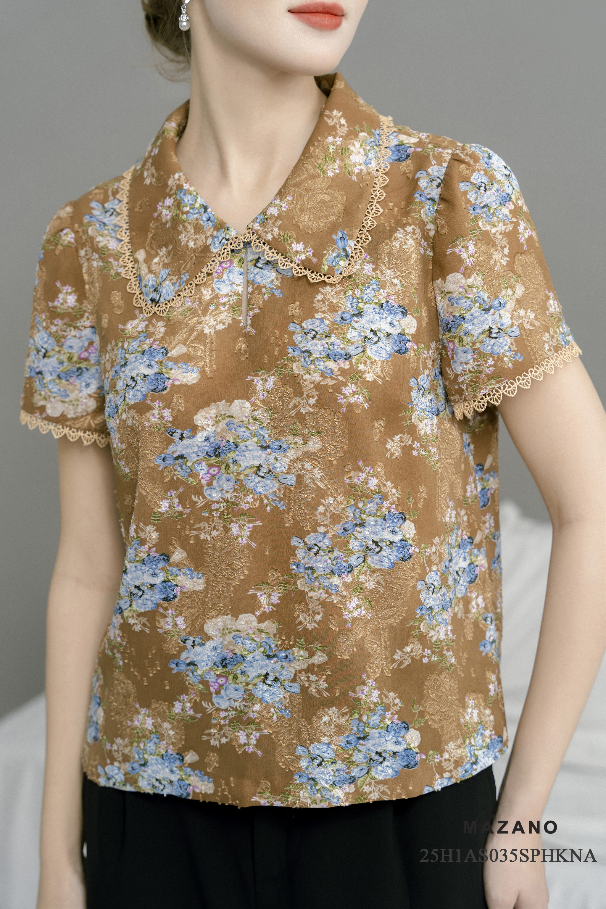 Áo top suông cài khuy Họa tiết hoa cách điệu Cổ bẻ Tay ngắn Dài dưới eo_thumbnail_4