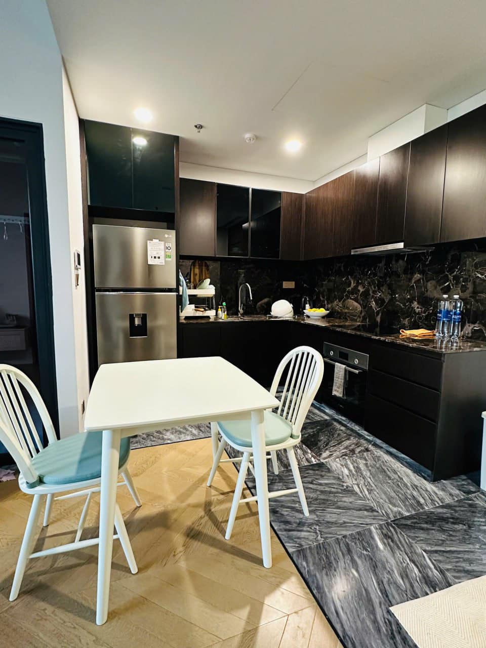 Bùng nổ giỏ hàng bán căn 2PN Lumiere Riverside giá rẻ kịch sàn, view rất đẹp