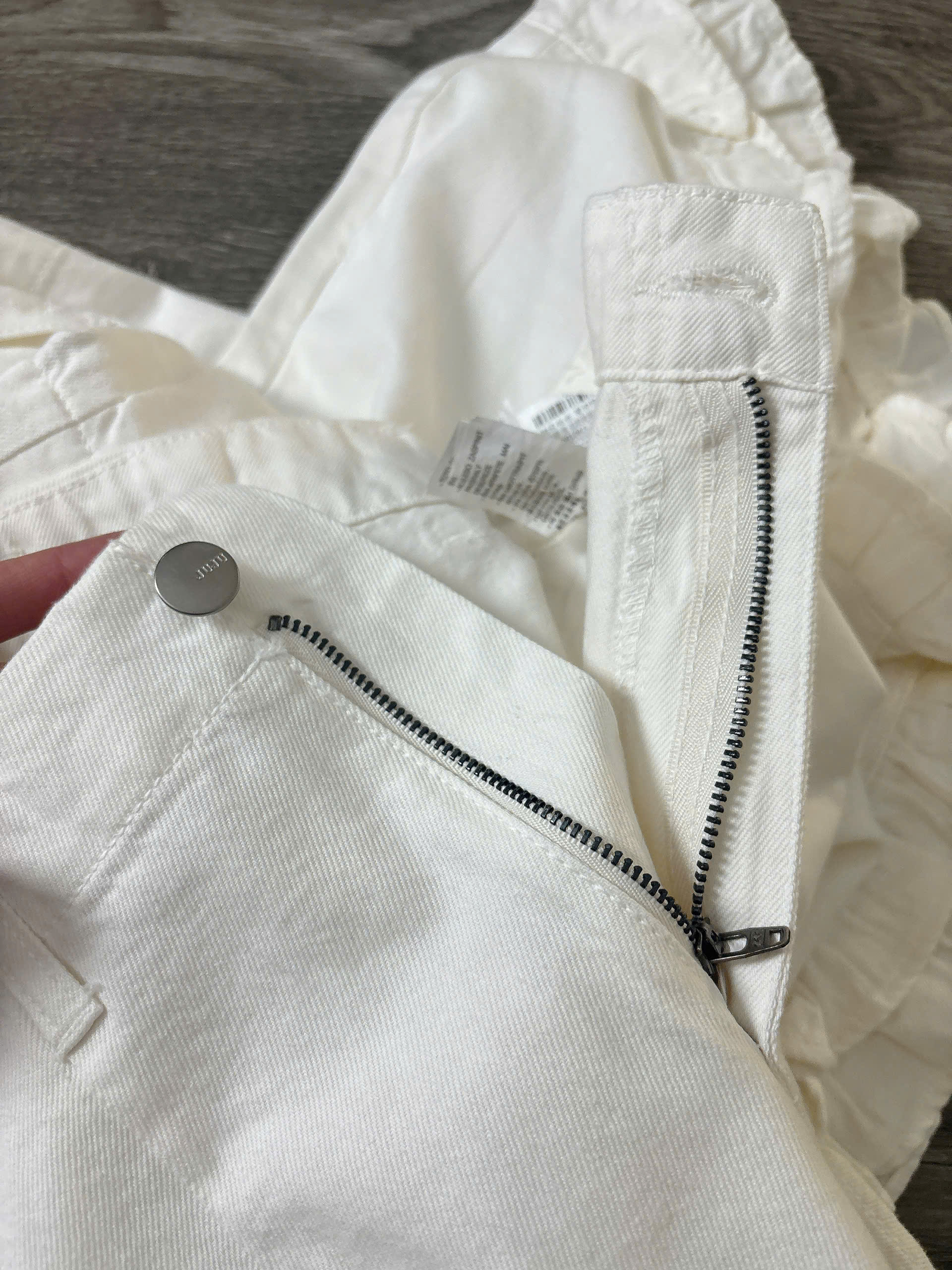 H31 QUẦN SHORT TRẮNG_thumbnail_5