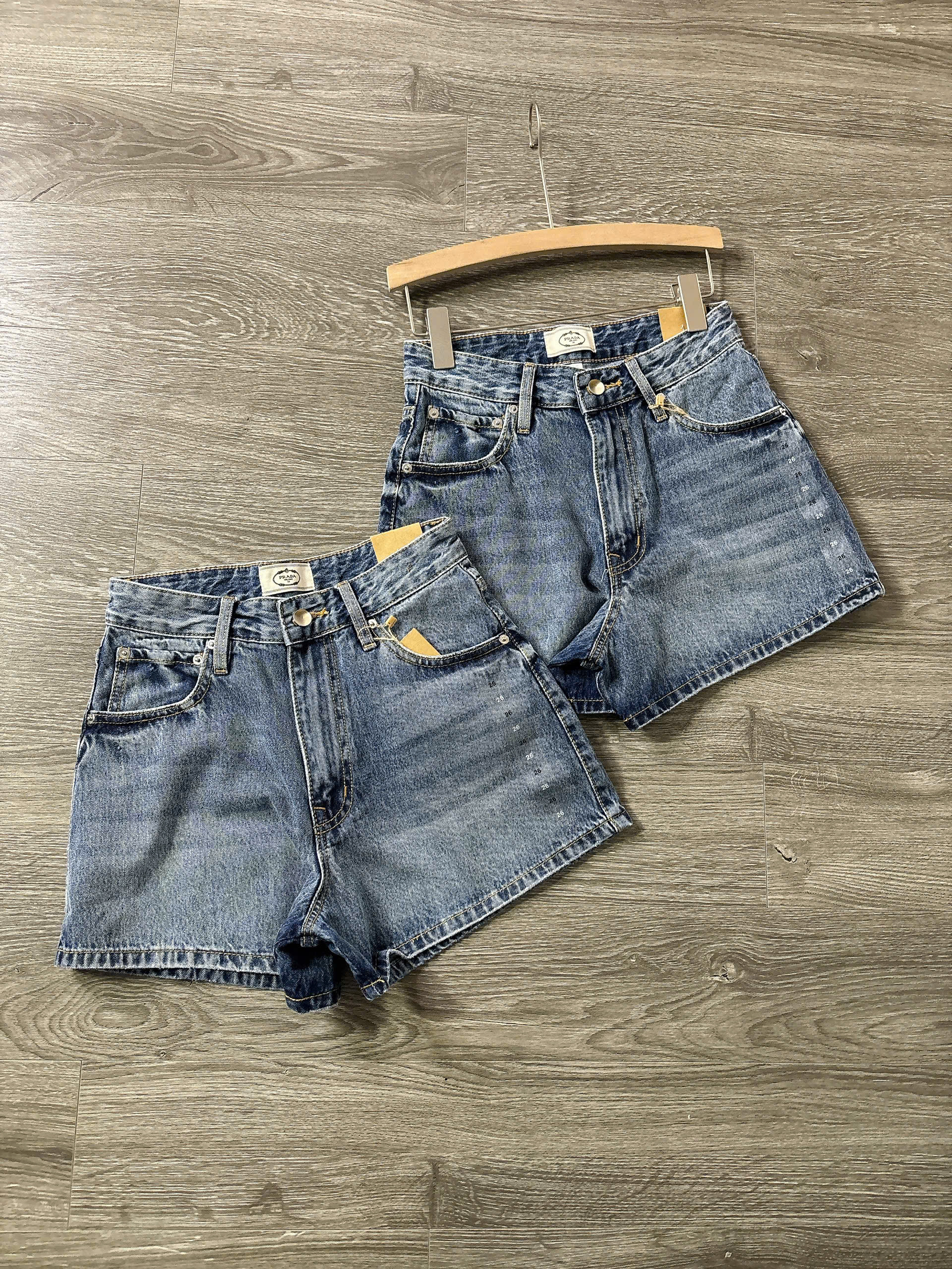 Q4 QUẦN SHORT JEAN_thumbnail_1