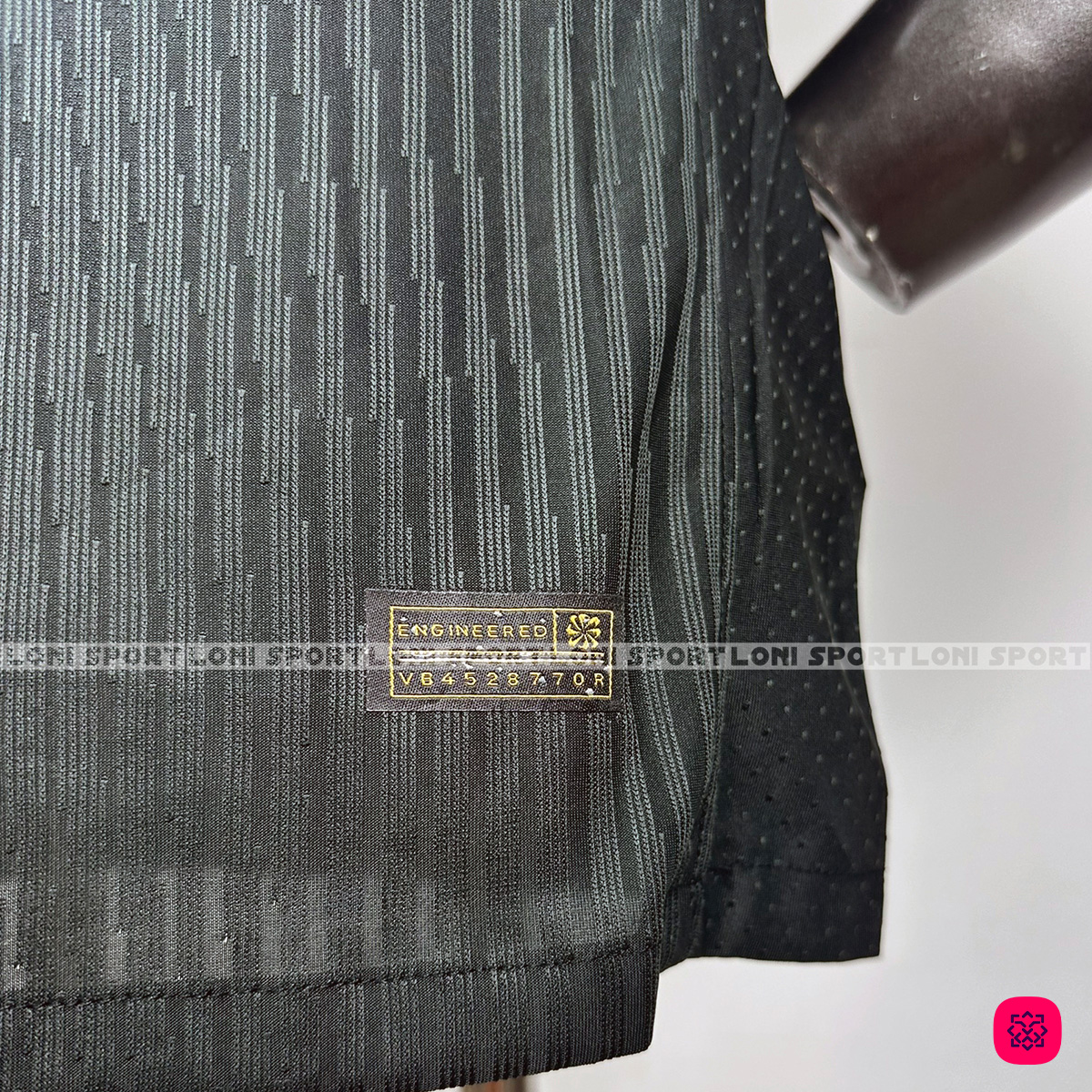 Áo Liverpool sân khách đen 24/25 SF_thumbnail_2