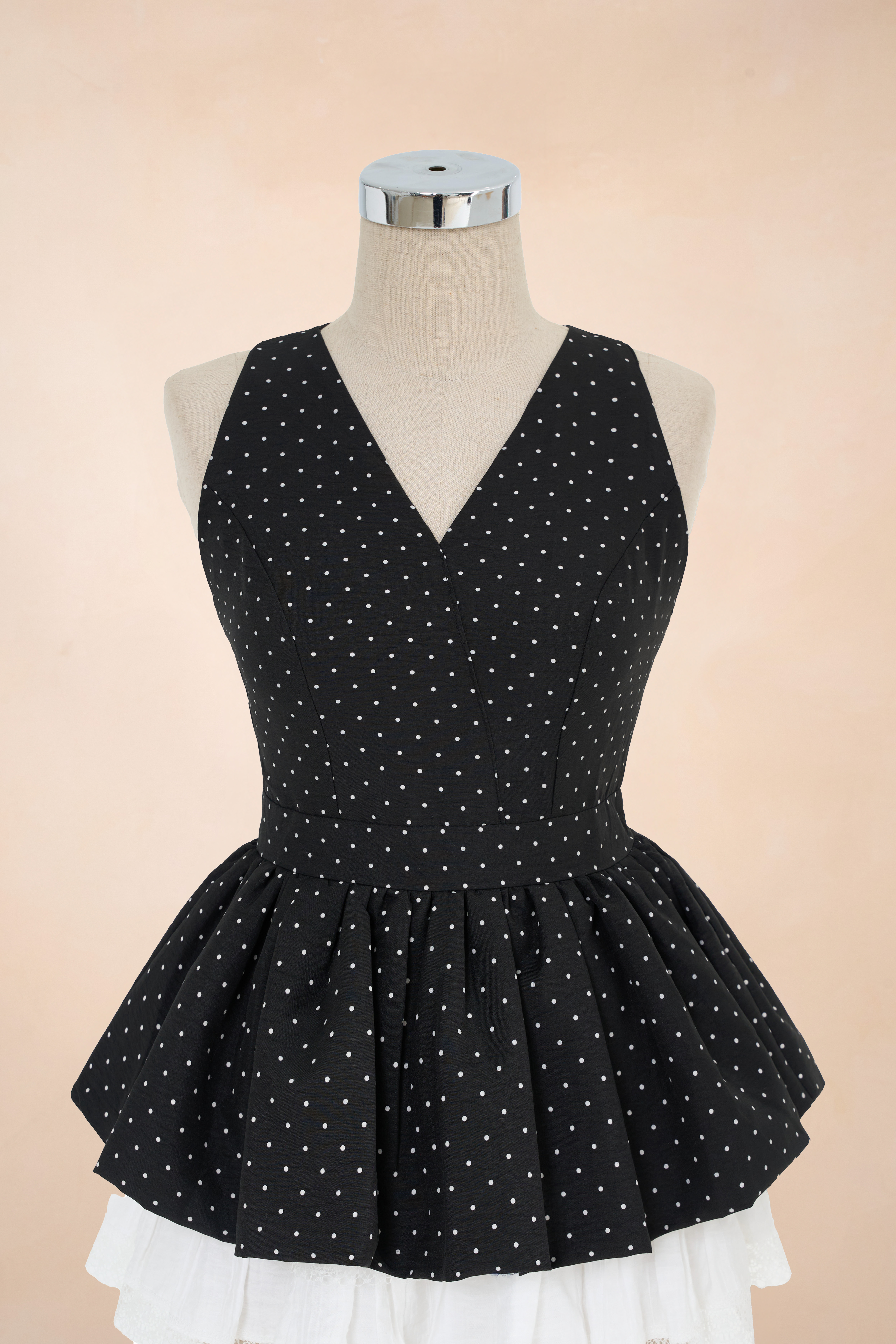 Áo Bí Chấm Bi Cổ V_thumbnail_5