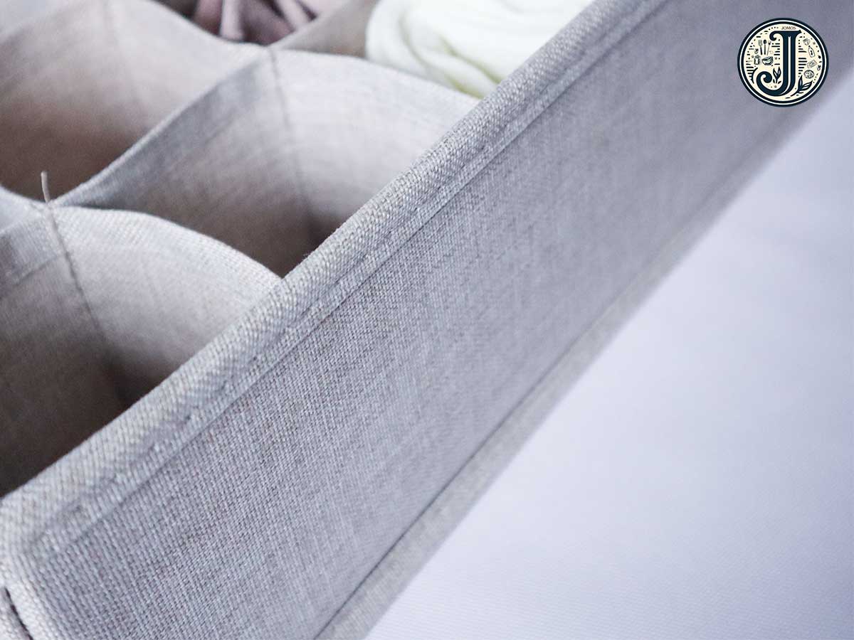 Khay đựng 20 ô Be đồ lót, quần tất chia ngăn gấp gọn J18B_thumbnail_5