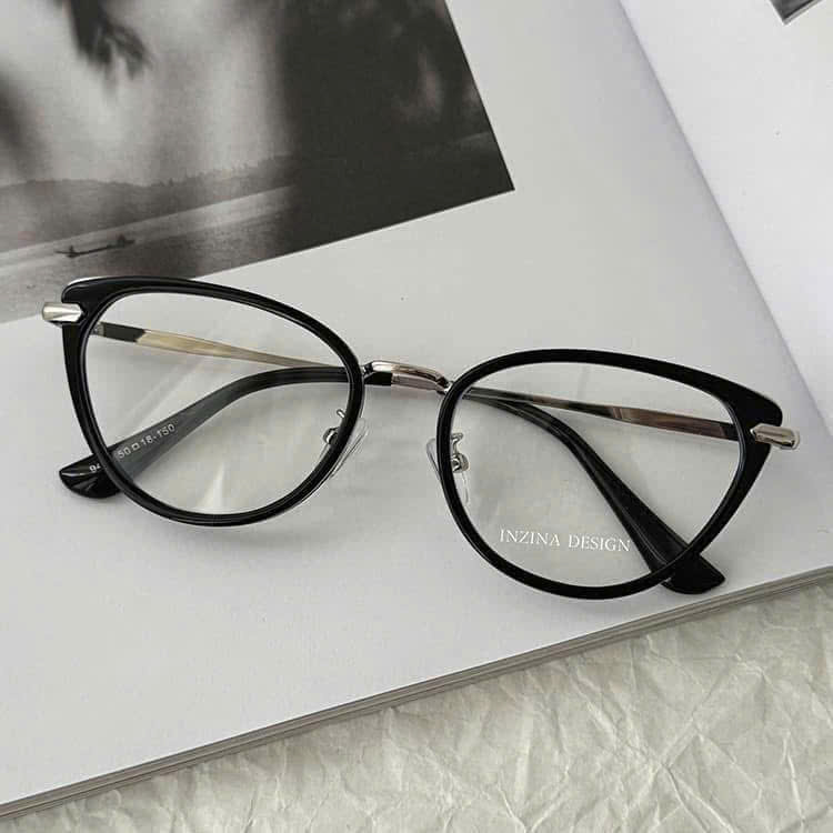 Kính gọng mắt mèo ( ĐEN )_thumbnail_0