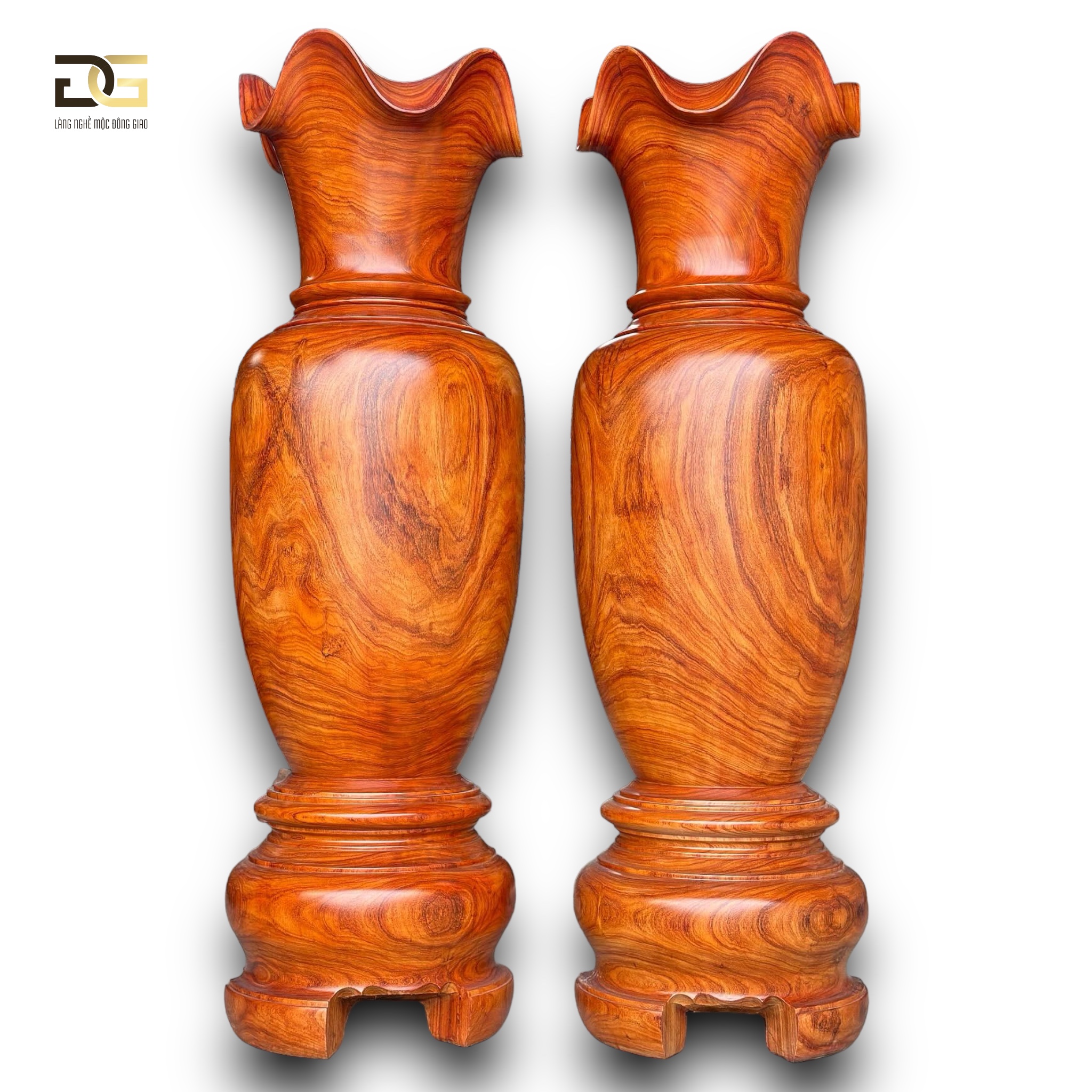 Lộc Bình Gỗ Hương Đỏ 2m2