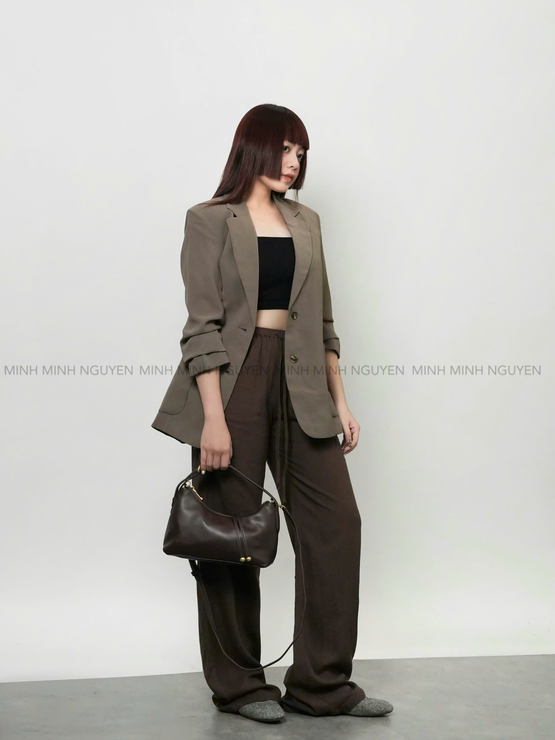 QUAN LINEN P&B_thumbnail_2