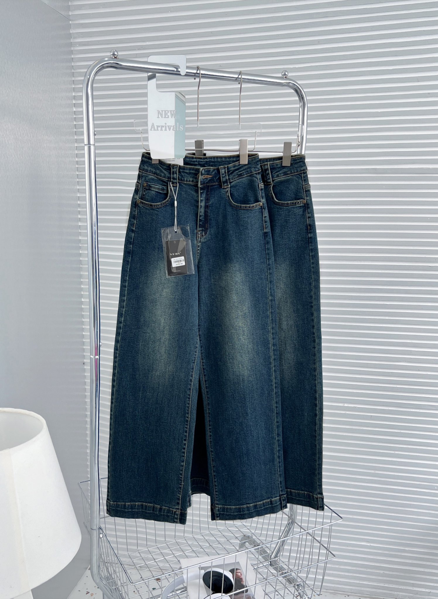 Quần Jean Suông Phối Được Đa Dạng Phong Cách_thumbnail_3