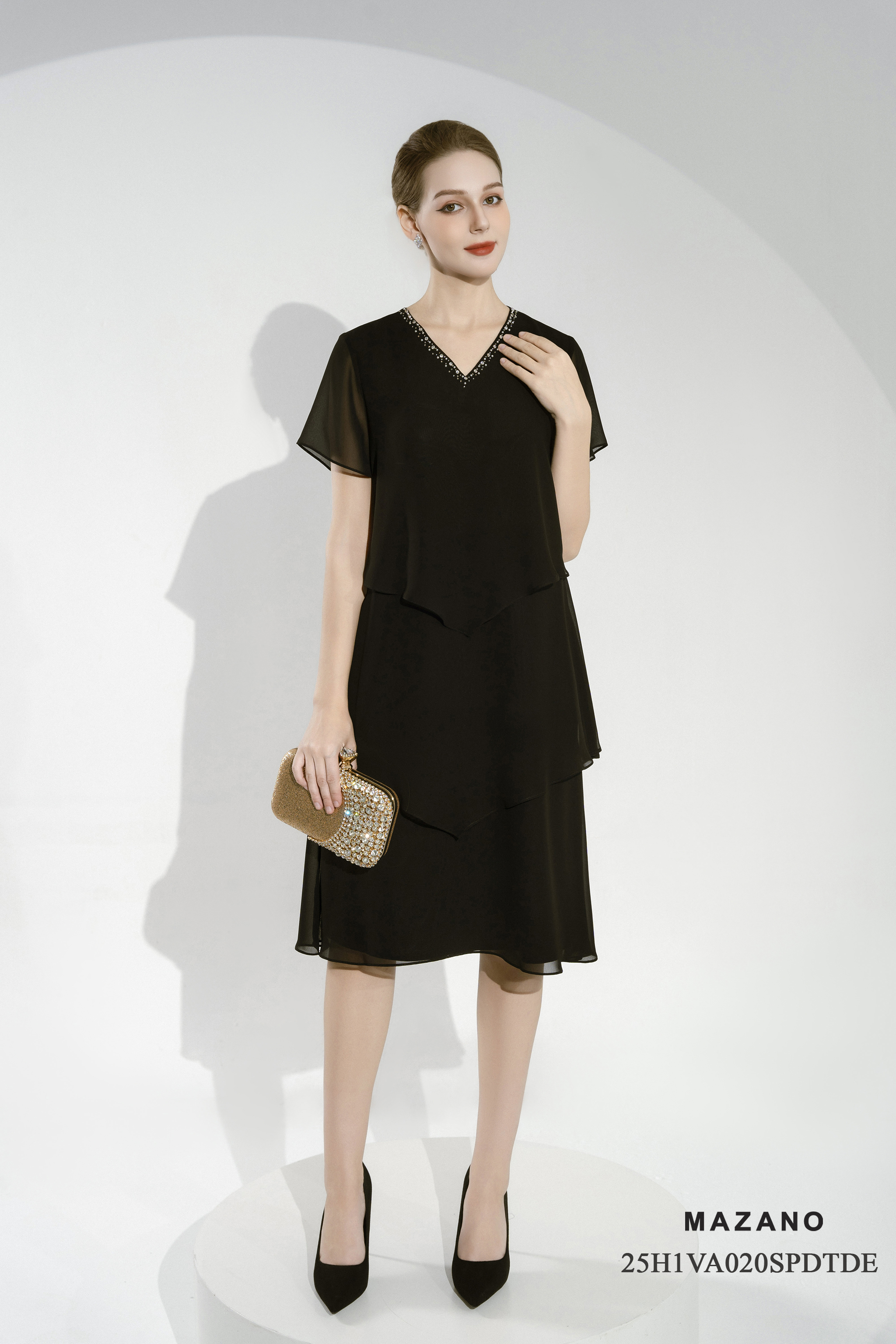 Váy Đầm Suông A layer Vải voan mỏng Đính trang trí Cổ V Tay ngắn Dài váy qua gối