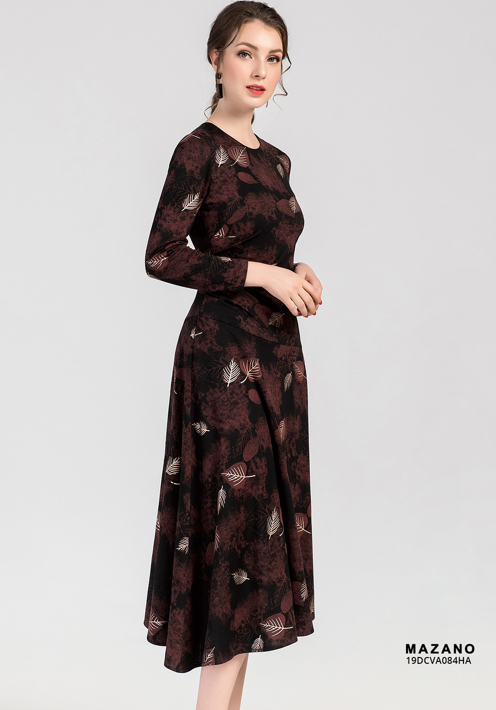 Đầm len nâu họa tiết lá cây_thumbnail_1