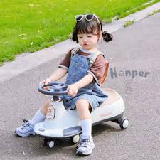 Xe Lắc có đèn nhạc HP827 Honper 67*39*30cm_thumbnail_1