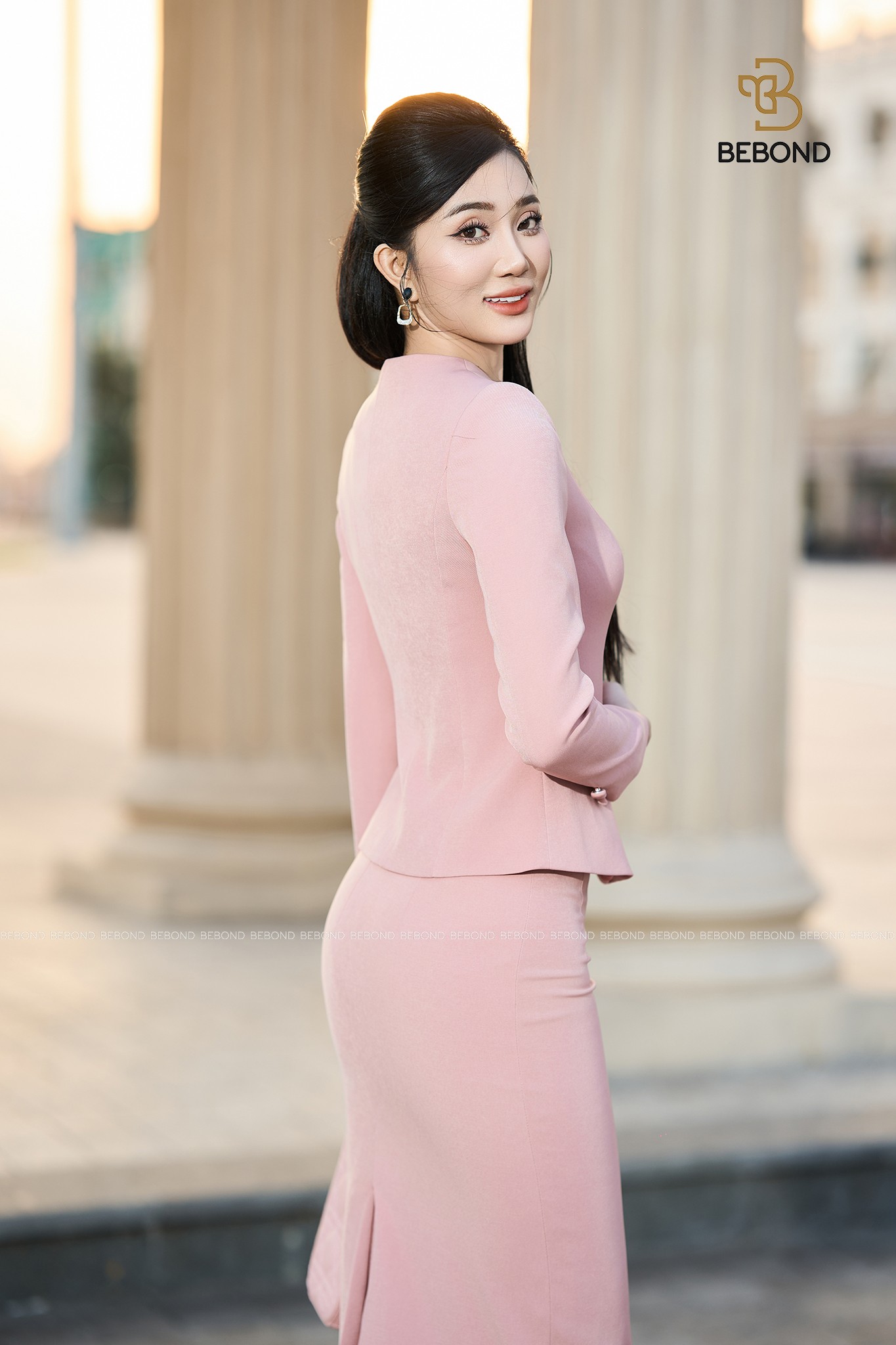 Set Vest SUZY không cổ màu HỒNG_thumbnail_6