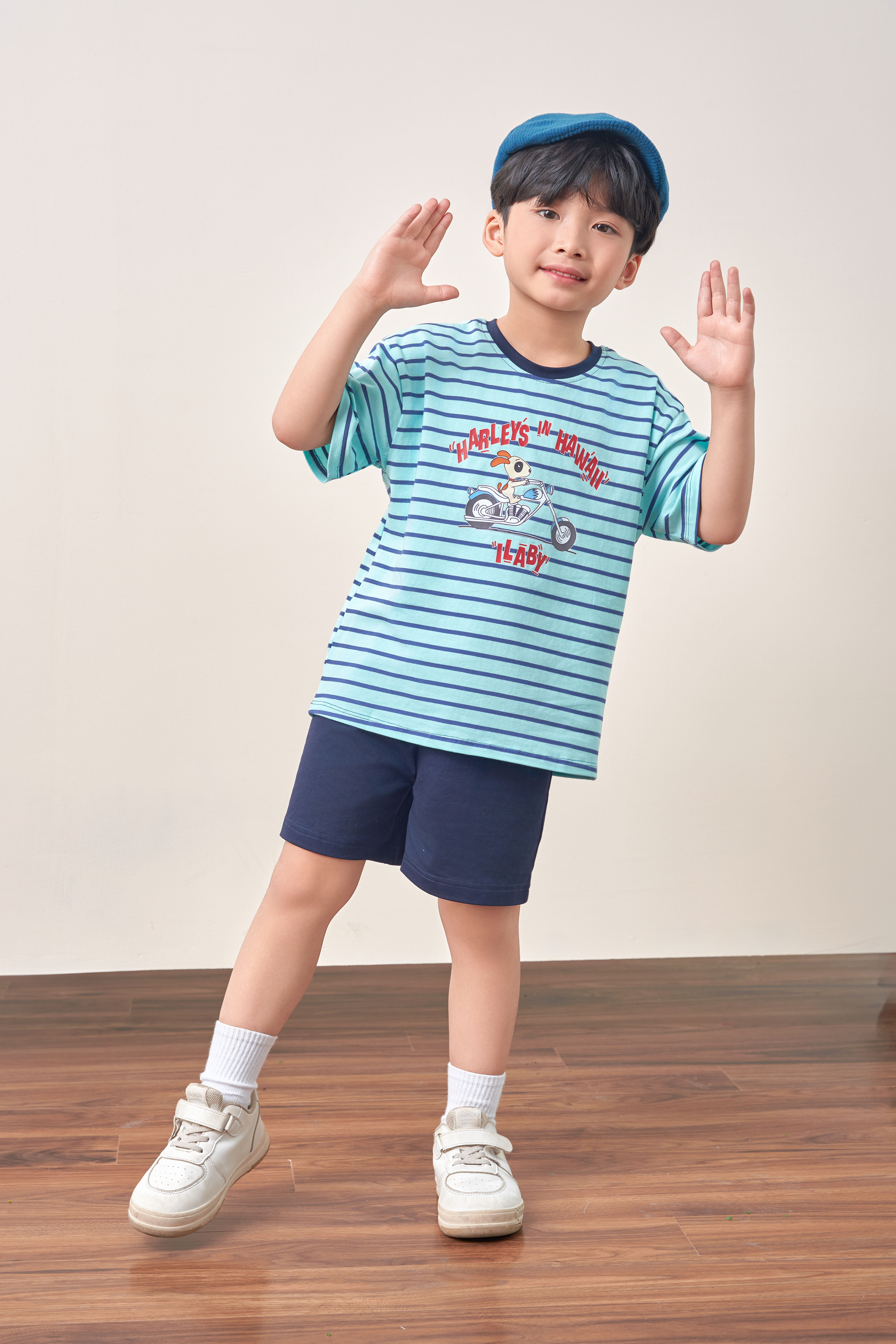 Bộ áo kẻ in hình quần màu_thumbnail_7