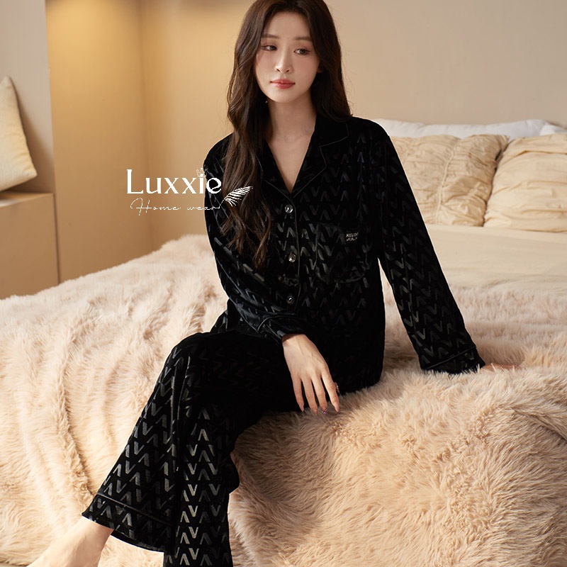 NHUNG30 Bộ ngủ nhung họa tiết chữ V