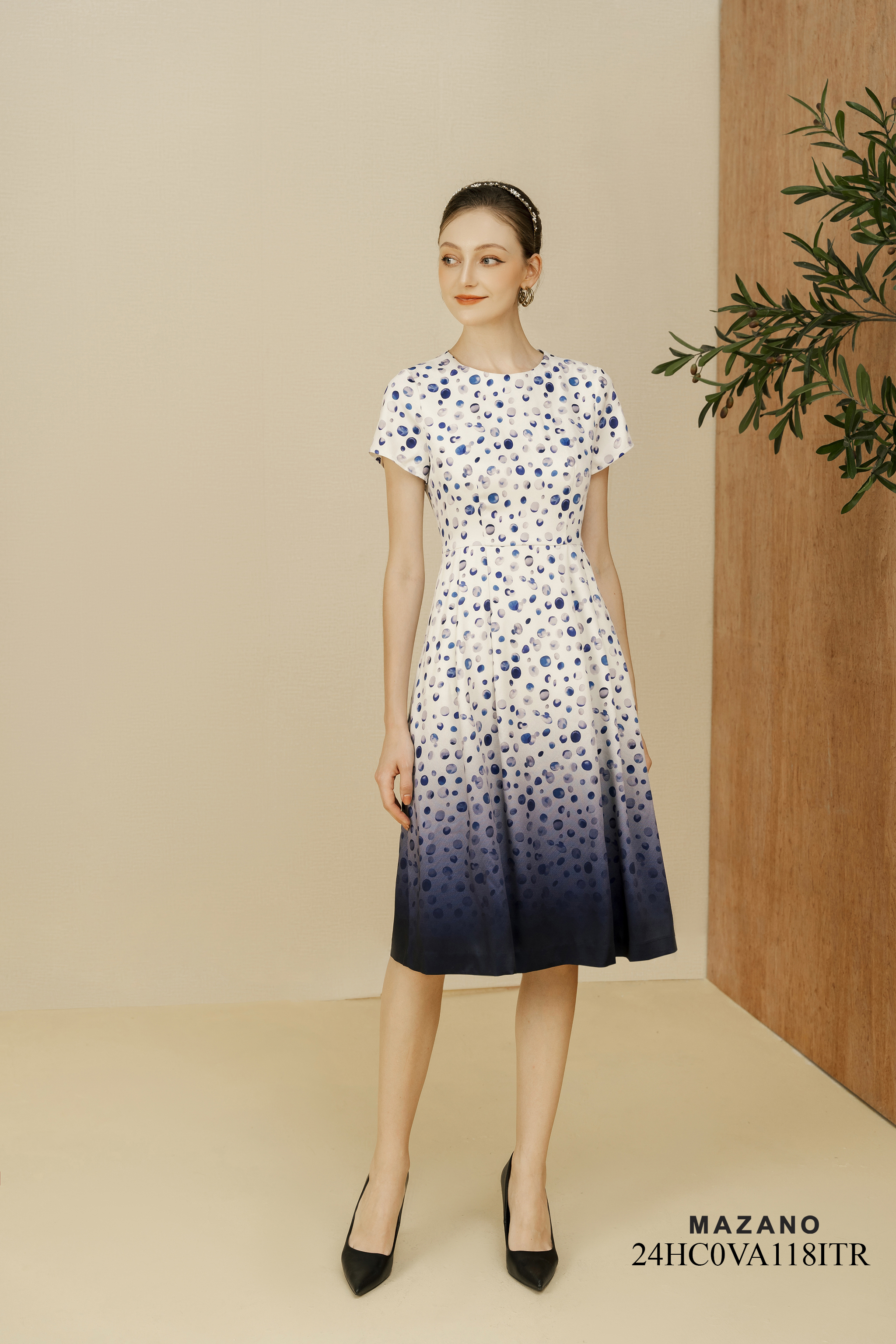 Váy Đầm Ôm Vải thô lụa Hoạ tiết chấm bi cách điệu in ombre Cổ tròn Tay ngắn Dài trên bắp chân