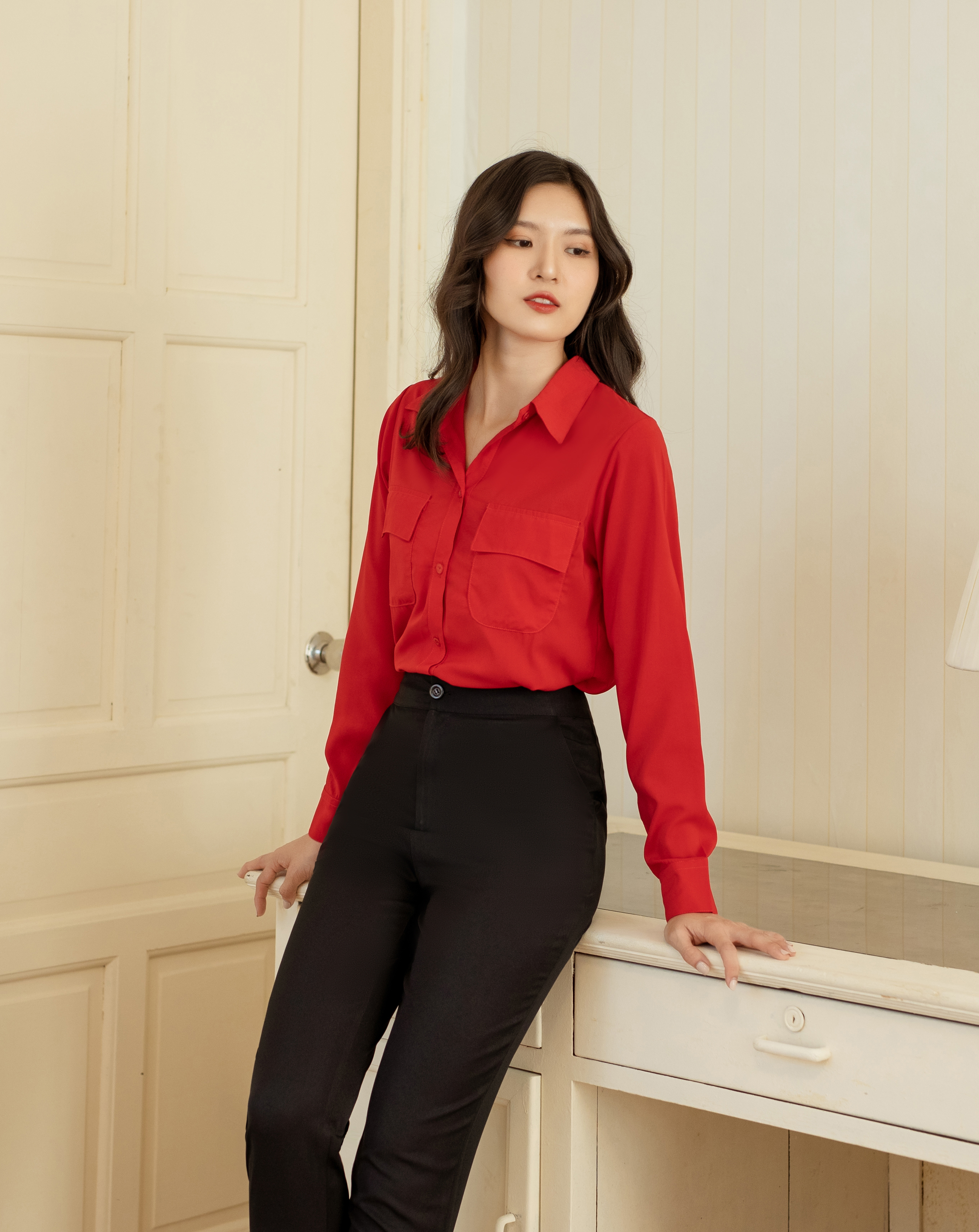 Sơ mi form dài xẻ eo cao xinh xắn_thumbnail_26