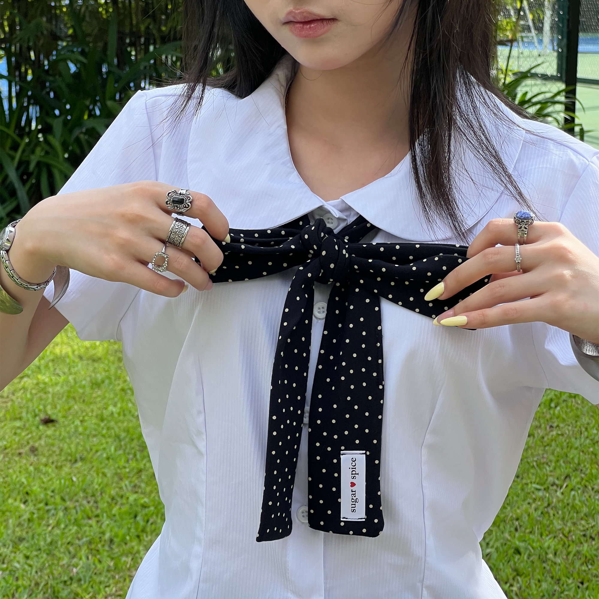 SCARF IN BLACK POLKA DOT_thumbnail_2