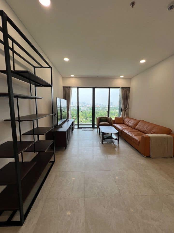 Giá cực tốt - cho thuê căn hộ 3PN tầng trung, view hồ bơi The River Thủ Thiêm_thumbnail_2