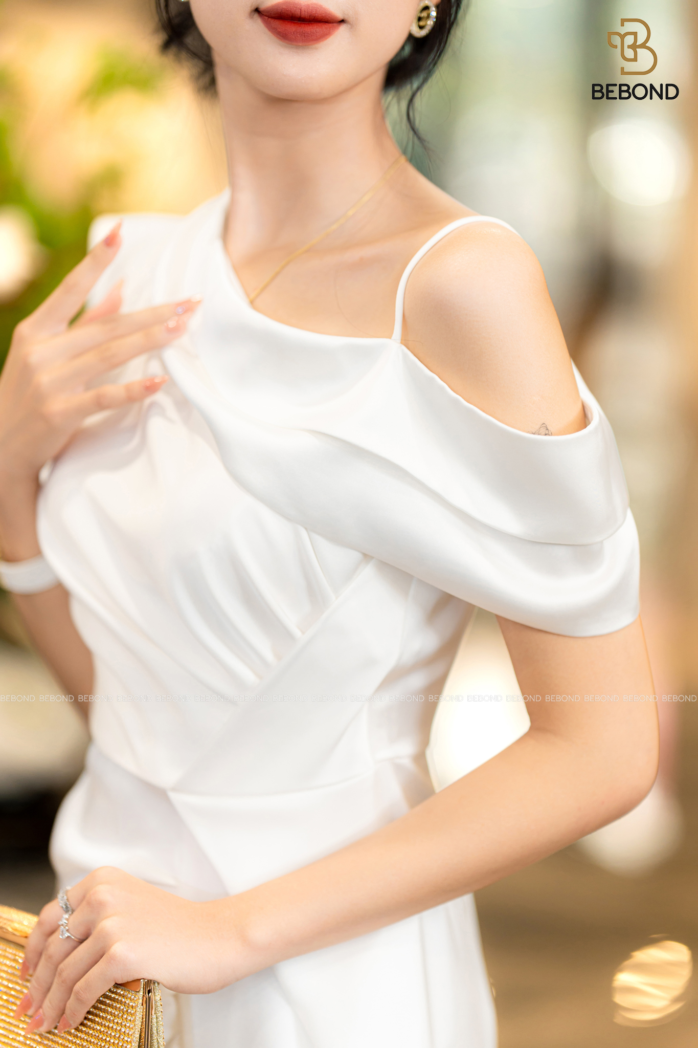 ĐẦM LỤA DỰ TIỆC MÀU TRẮNG - DIAMOND DRESS