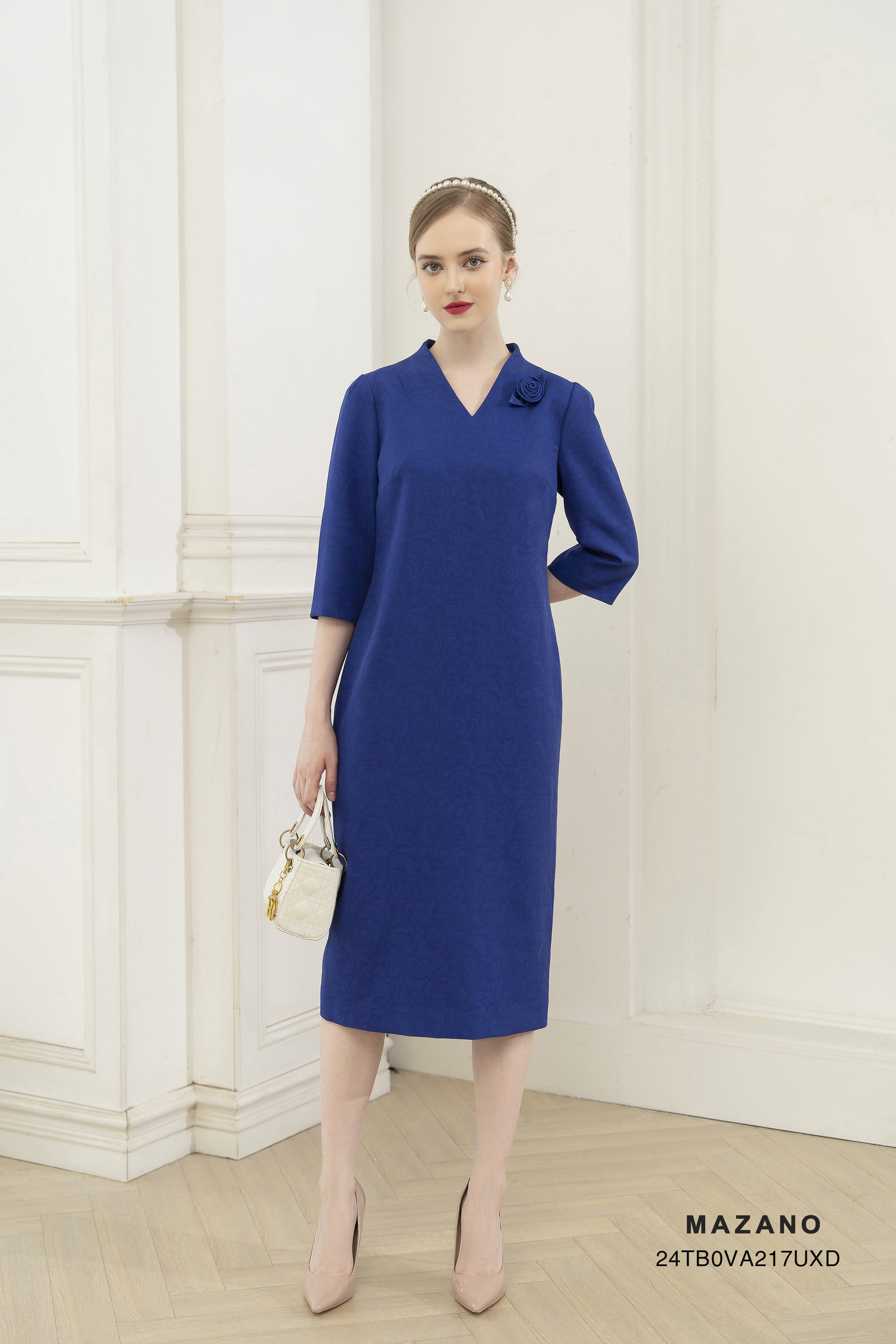 Váy Đầm suông Vải thô dày dặn in họa tiết hoa văn chìm Đính hoa cuốn Vổ V leo Tay lỡ Dài tới bắp chân_thumbnail_5