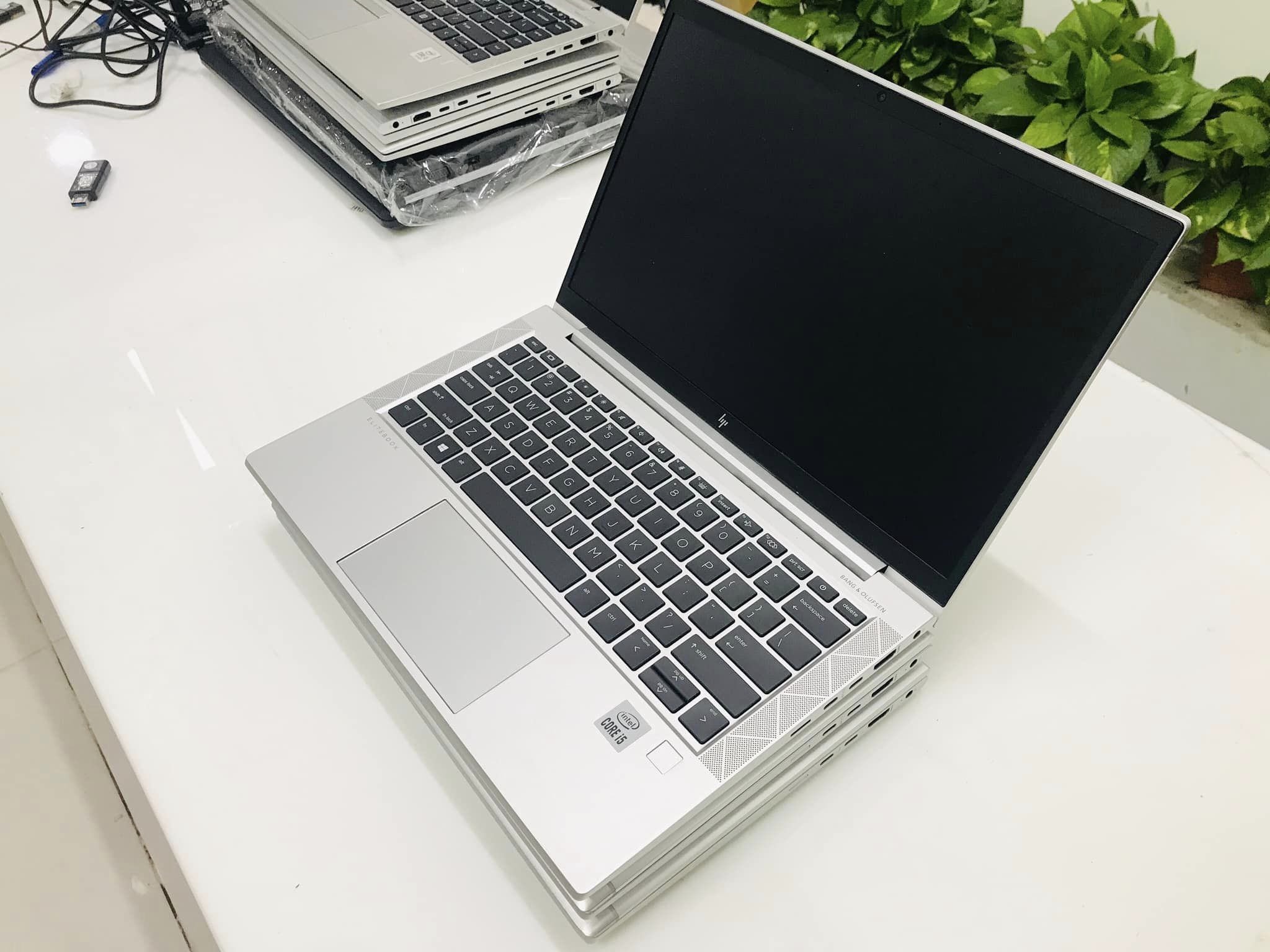 HP Elitebook 830G7