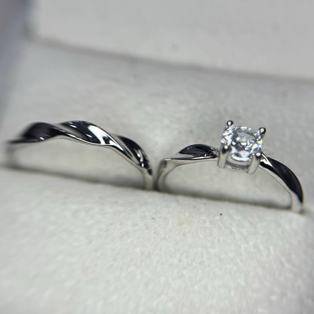 nhẫn cặp bạc si bạch kim kim cương to chấu xoắn tình yêu dạt dào như biển bao la freesize 