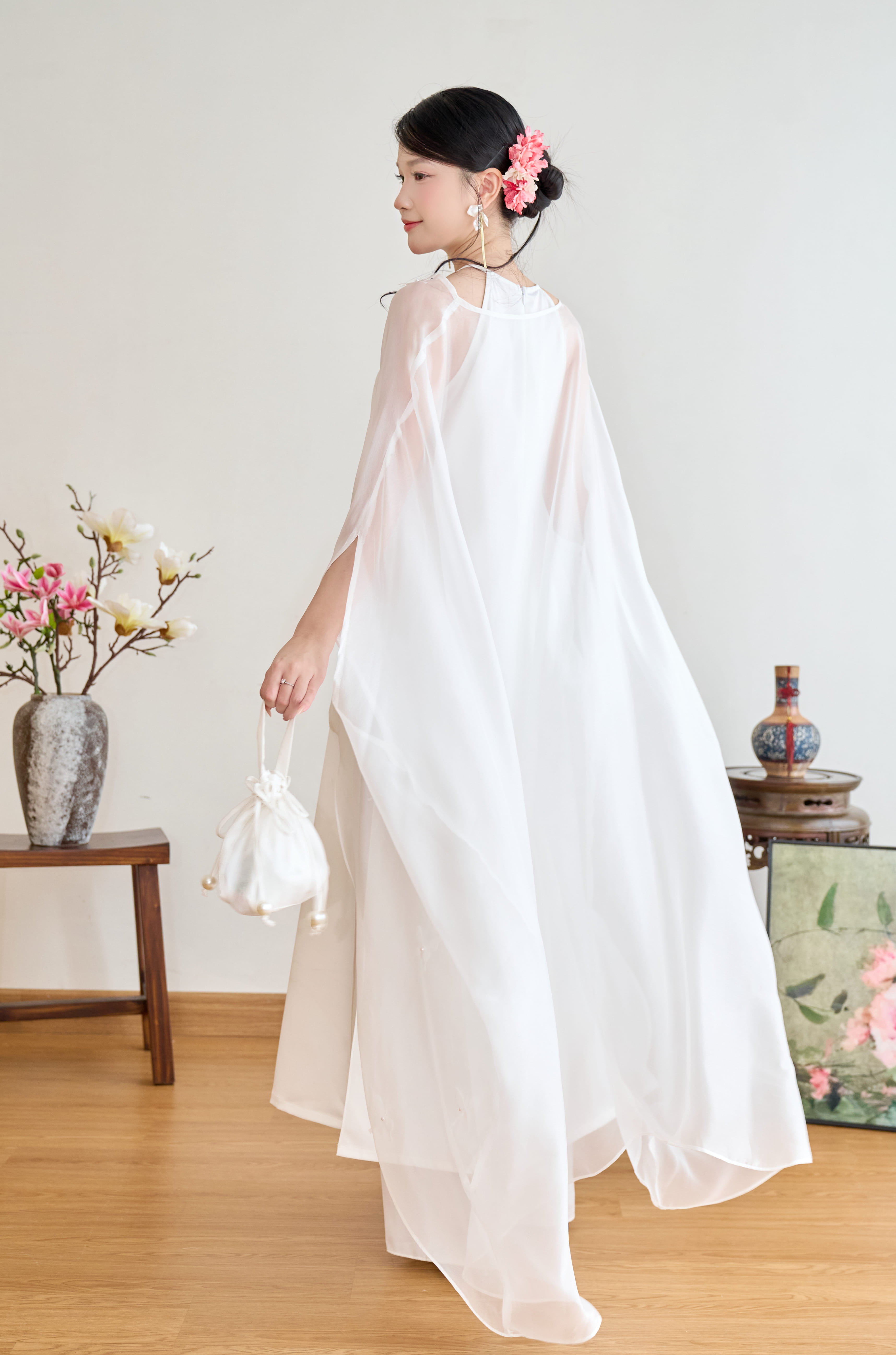 Áo dài Bạch Tường Vân_thumbnail_5