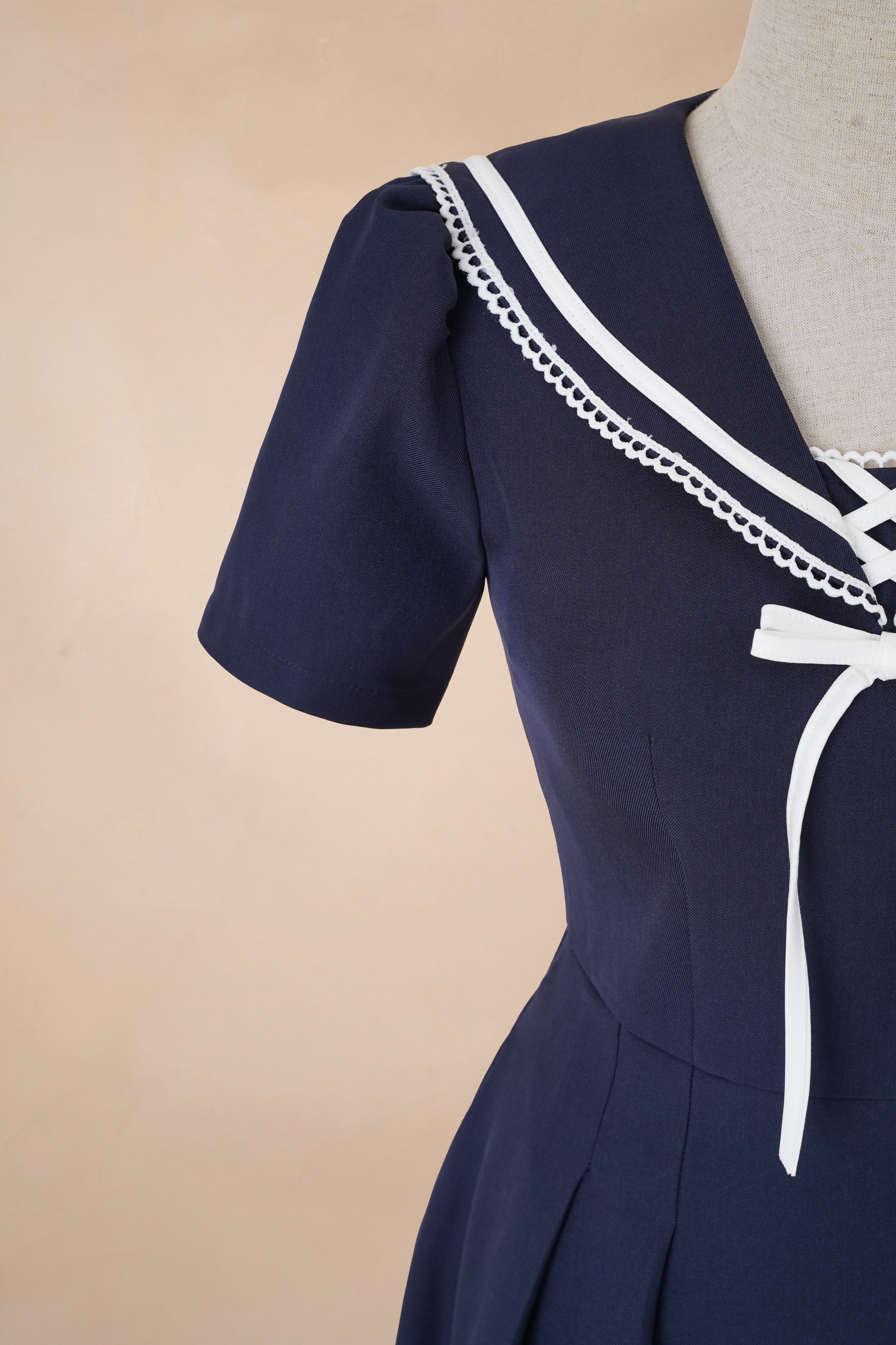 Đầm Xòe Đính Nơ Viền Trắng TT_thumbnail_2