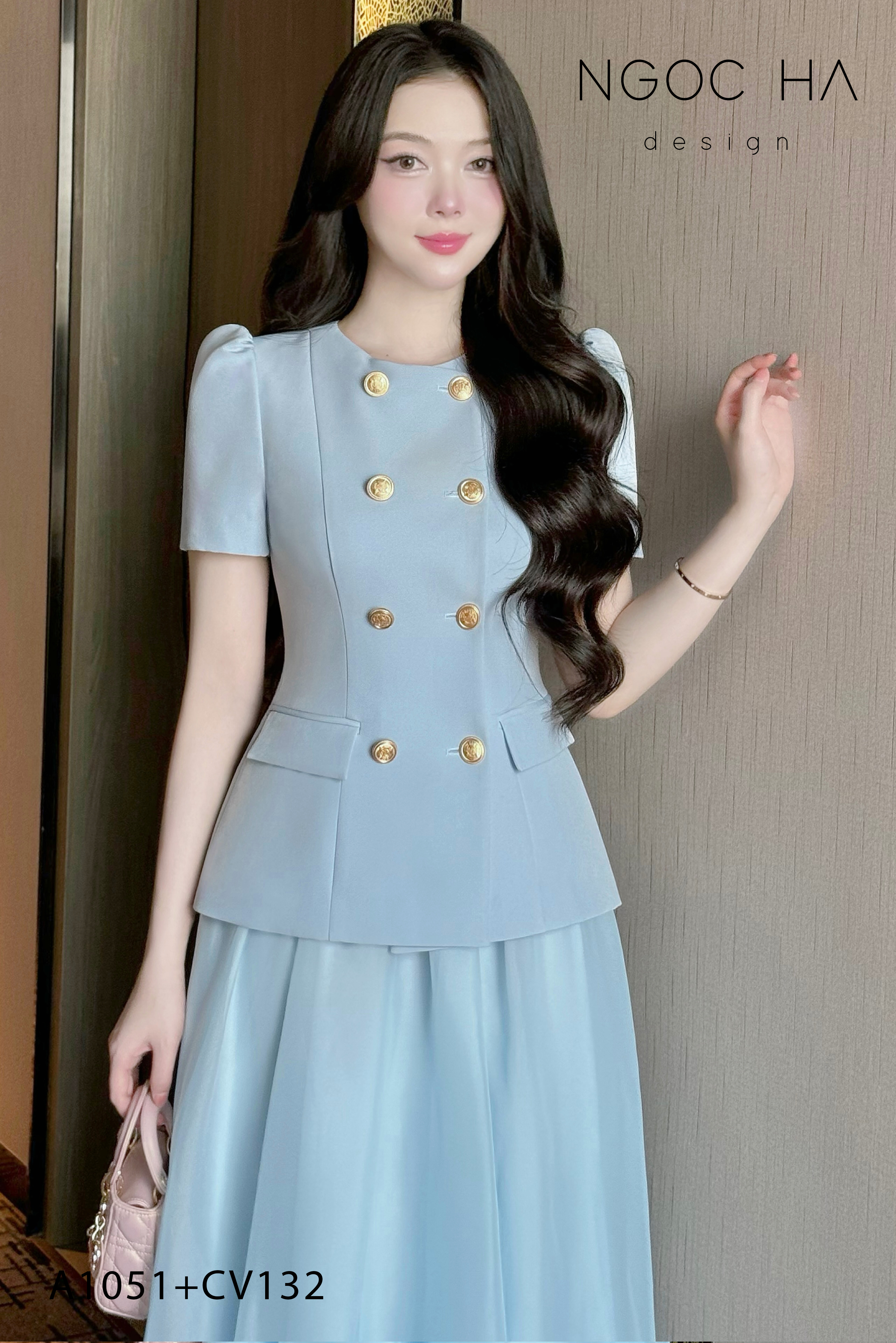 Jenni Set_ Áo Vest Cổ Tròn Đính Cúc, Chân Váy Tơ Màu Xanh A1051+CV132