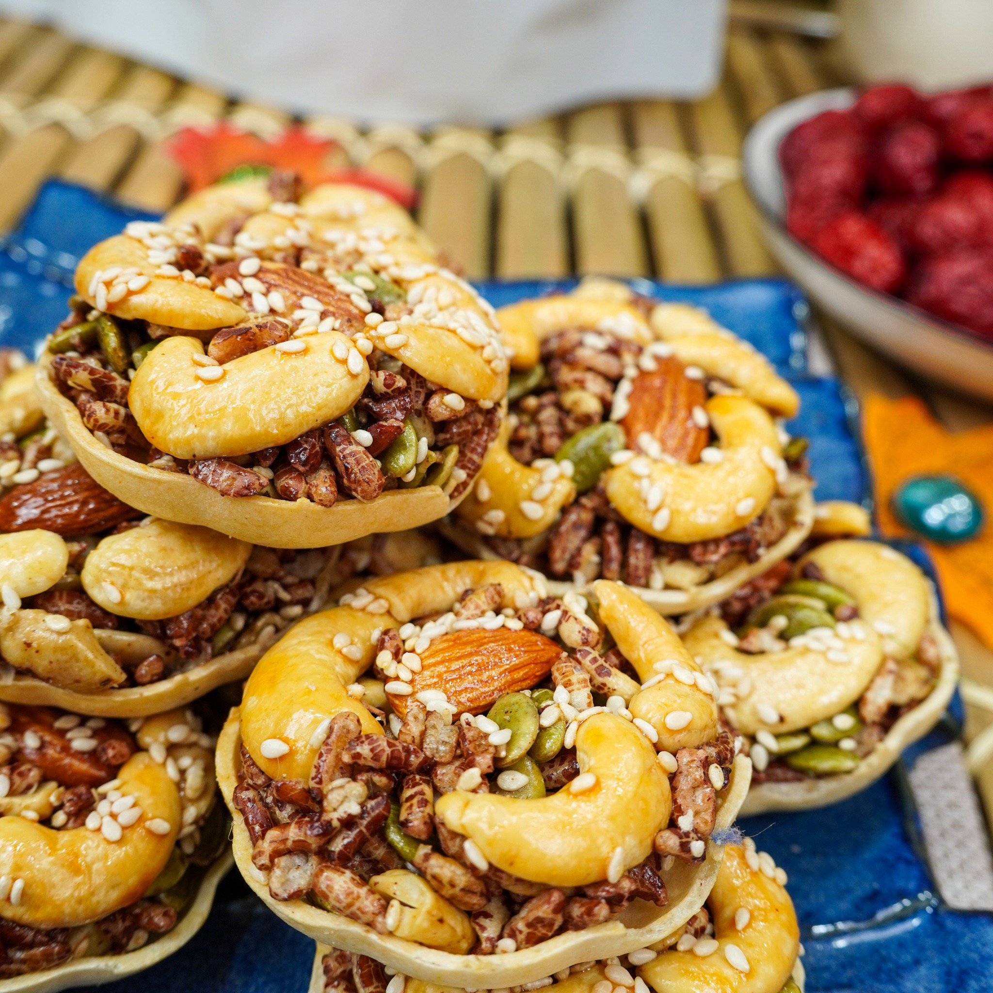 Bánh Hạt Hoa Mai Mana Food - Túi zip 500g_thumbnail_1