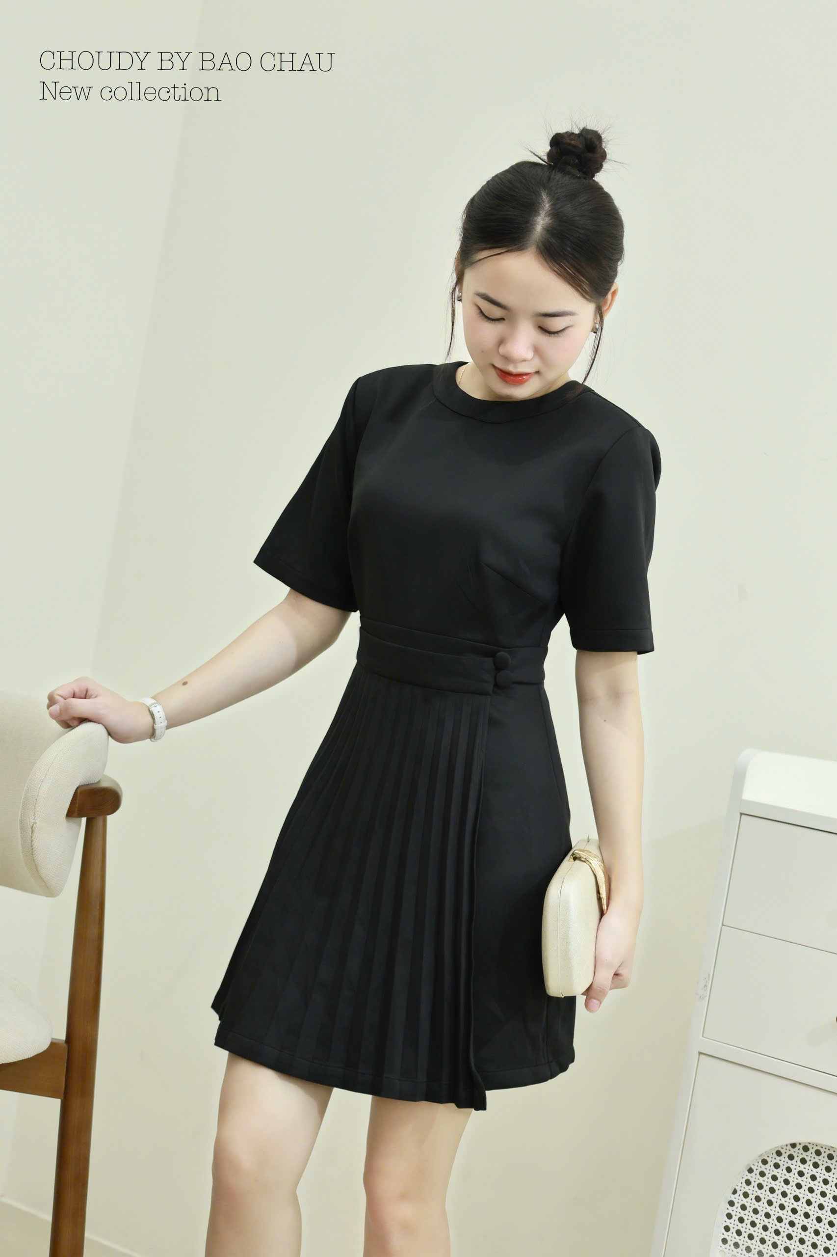 SALE D128 ĐẦM ĐEN XẾP LY_thumbnail_8