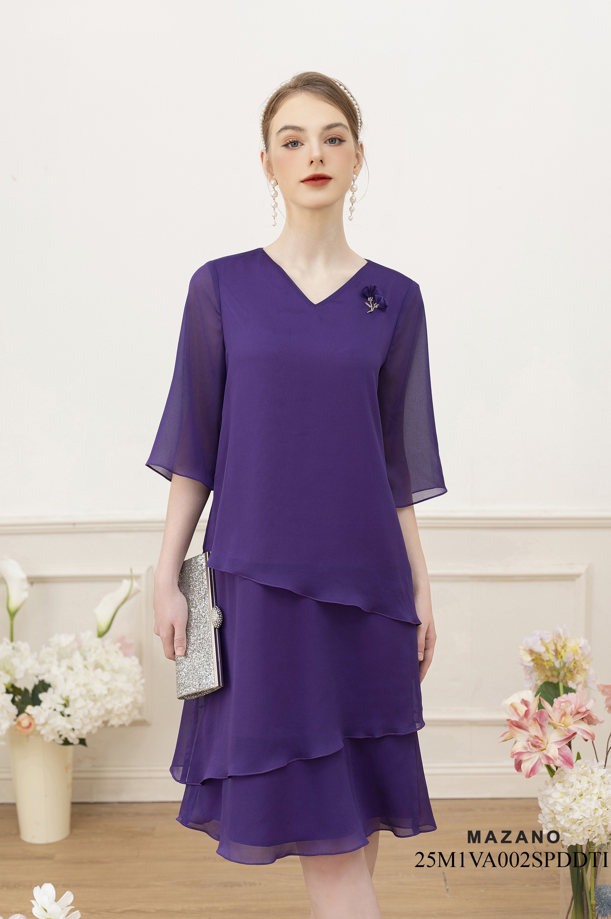 Váy Đầm Suông Vải voan Đính hoa thủ công Cổ V Tay lỡ Dài qua gối_thumbnail_3