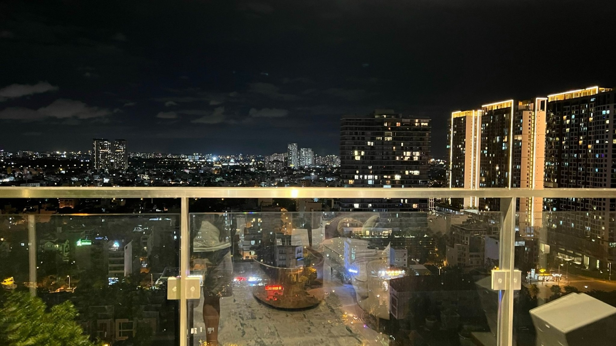 Bán nhanh Duplex tầng Penthouse One Verandah, 3 phòng ngủ, view thoáng, đón nắng sáng _thumbnail_4