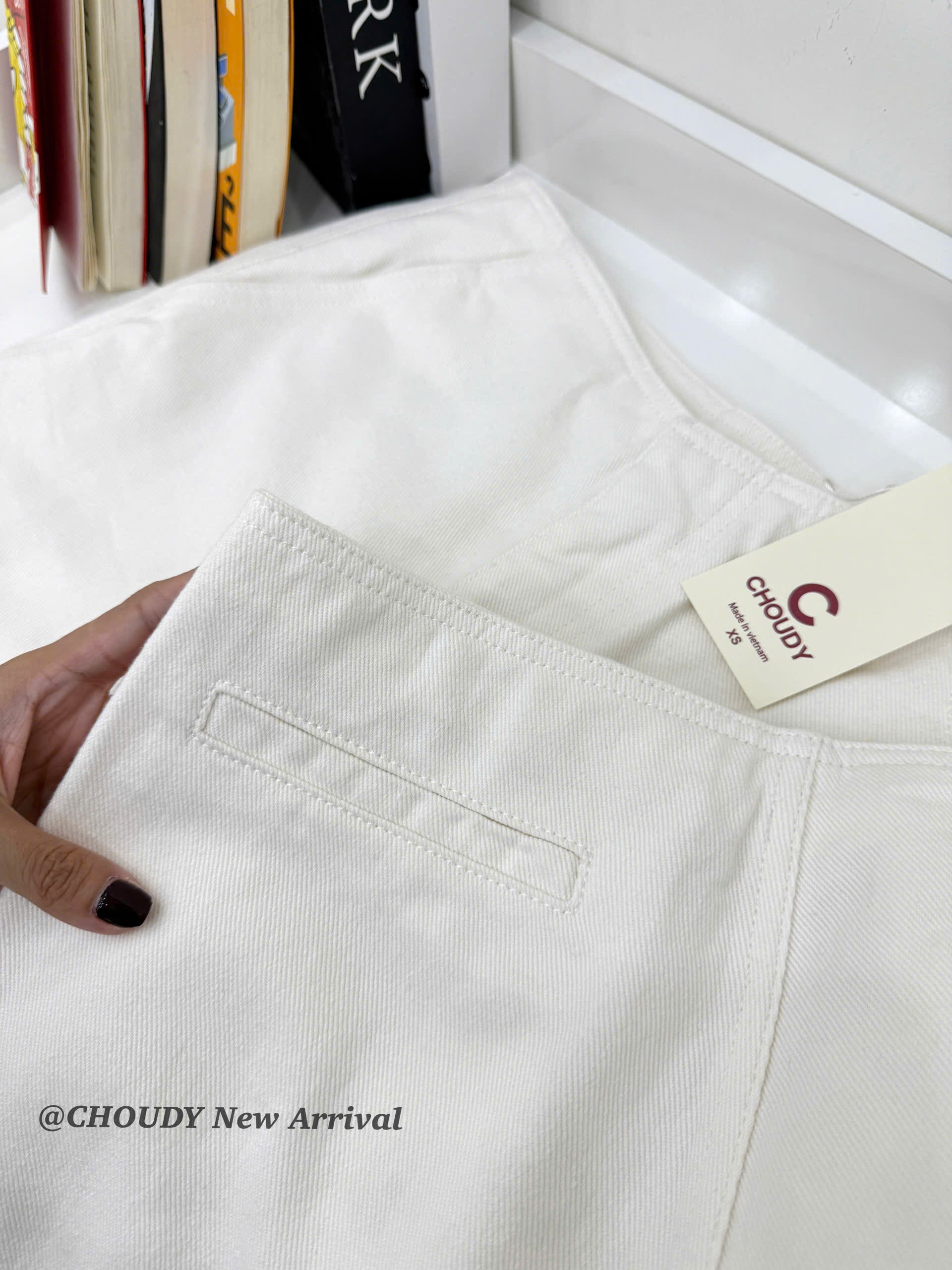 SALE U641 QUẦN JEAN SUÔNG TRẮNG_thumbnail_4