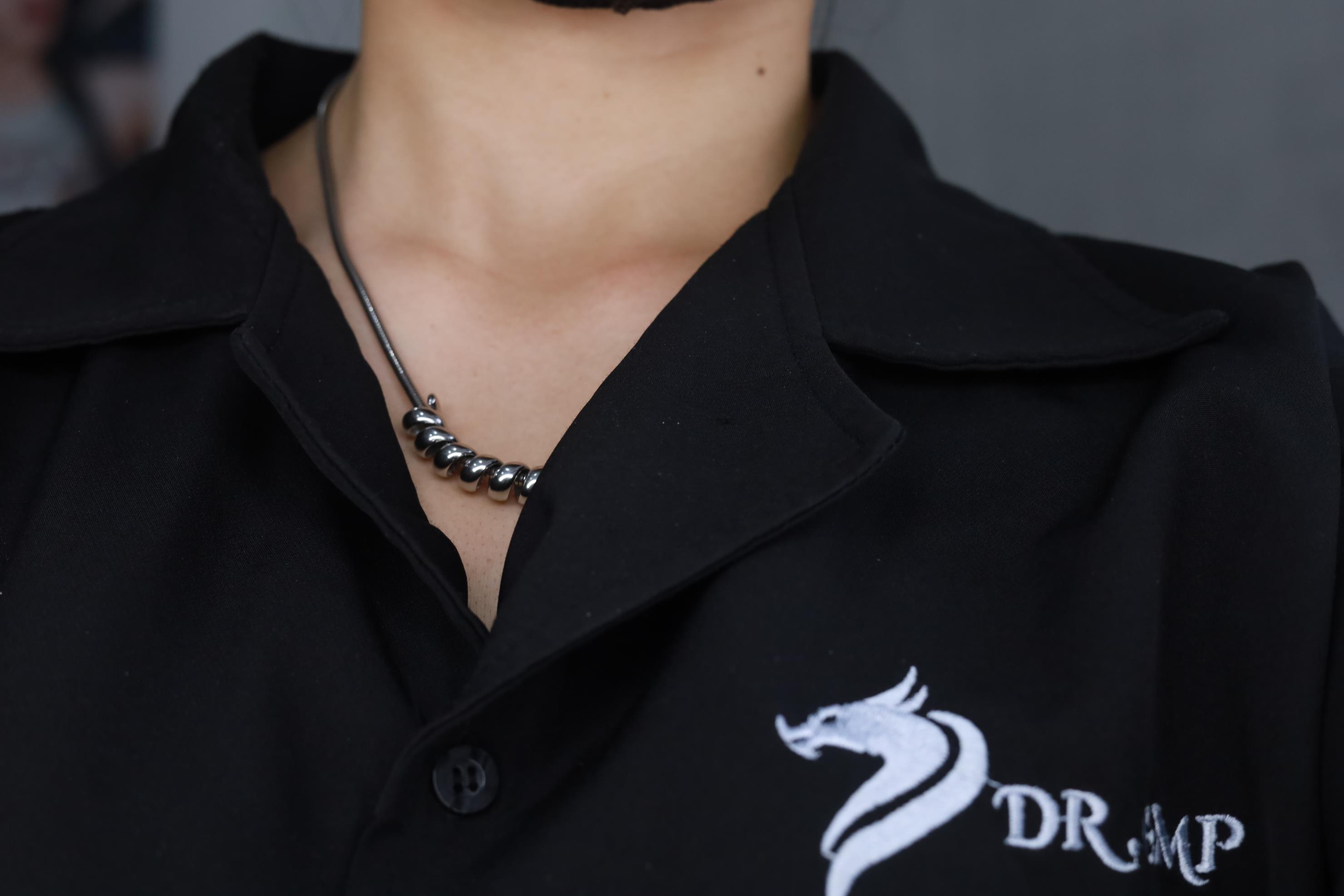 Vòng cổ titan xoắn_thumbnail_5