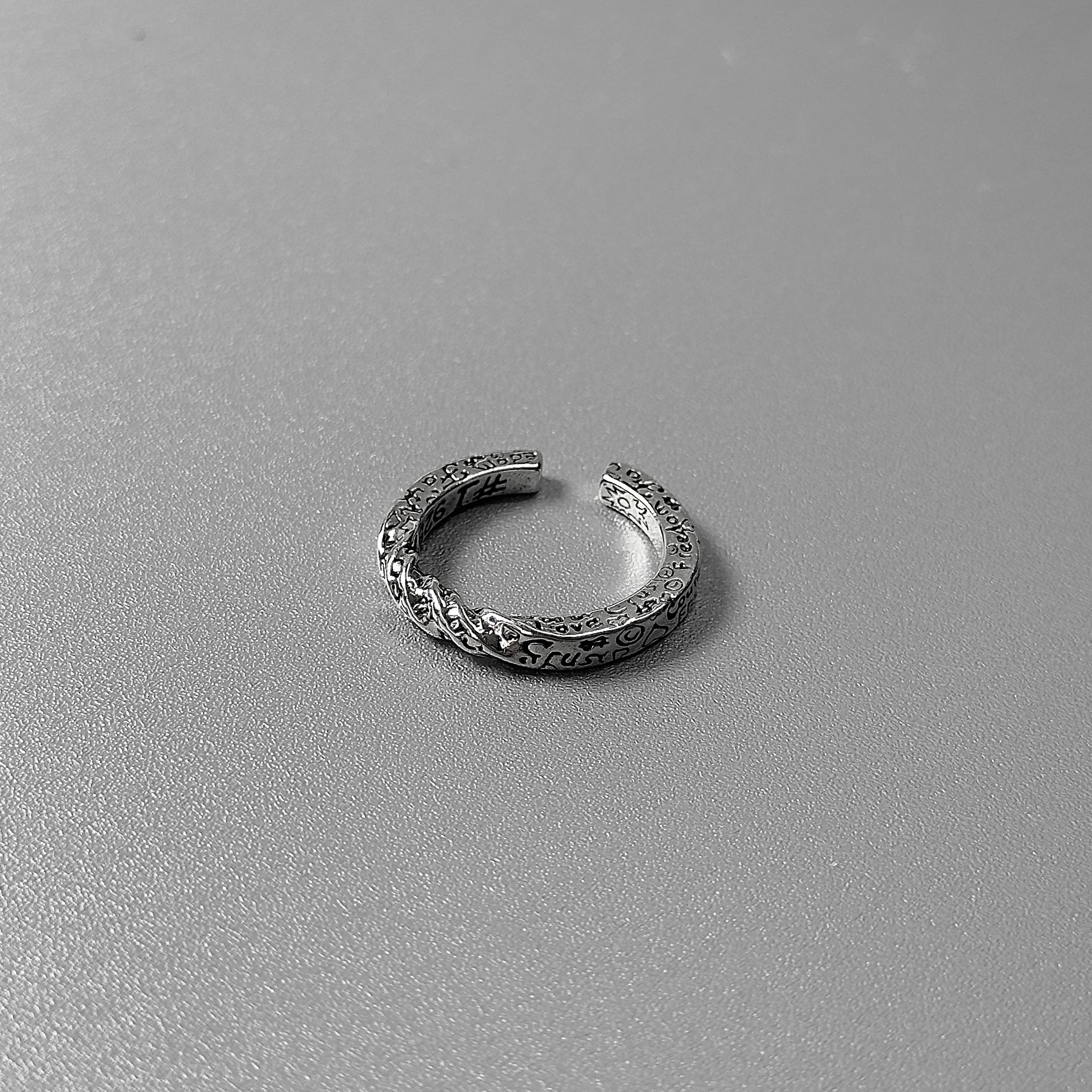 Tienar Ring