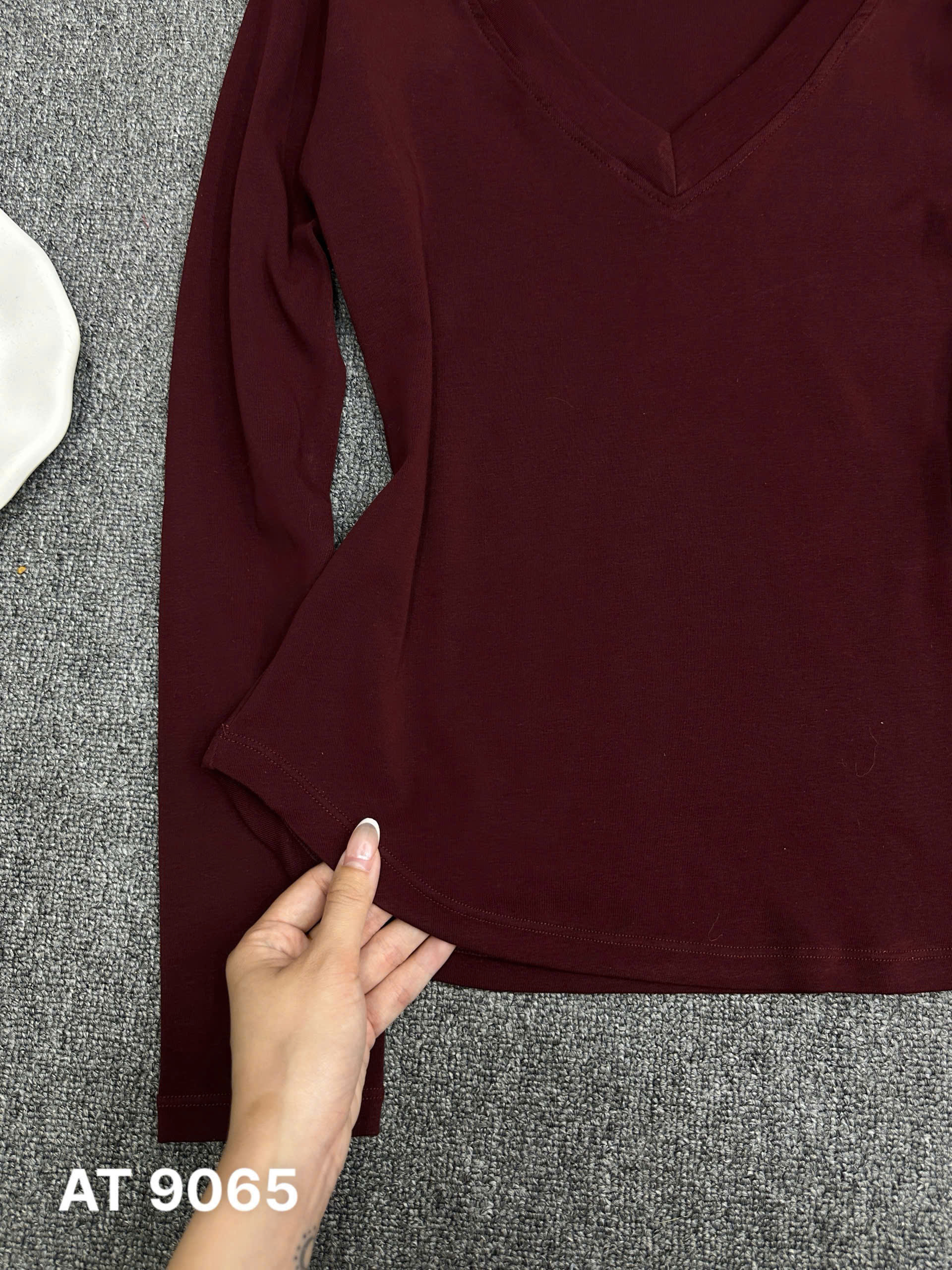 BIGSIZE - Áo thun tay dài cổ tim T- AT9065_thumbnail_8