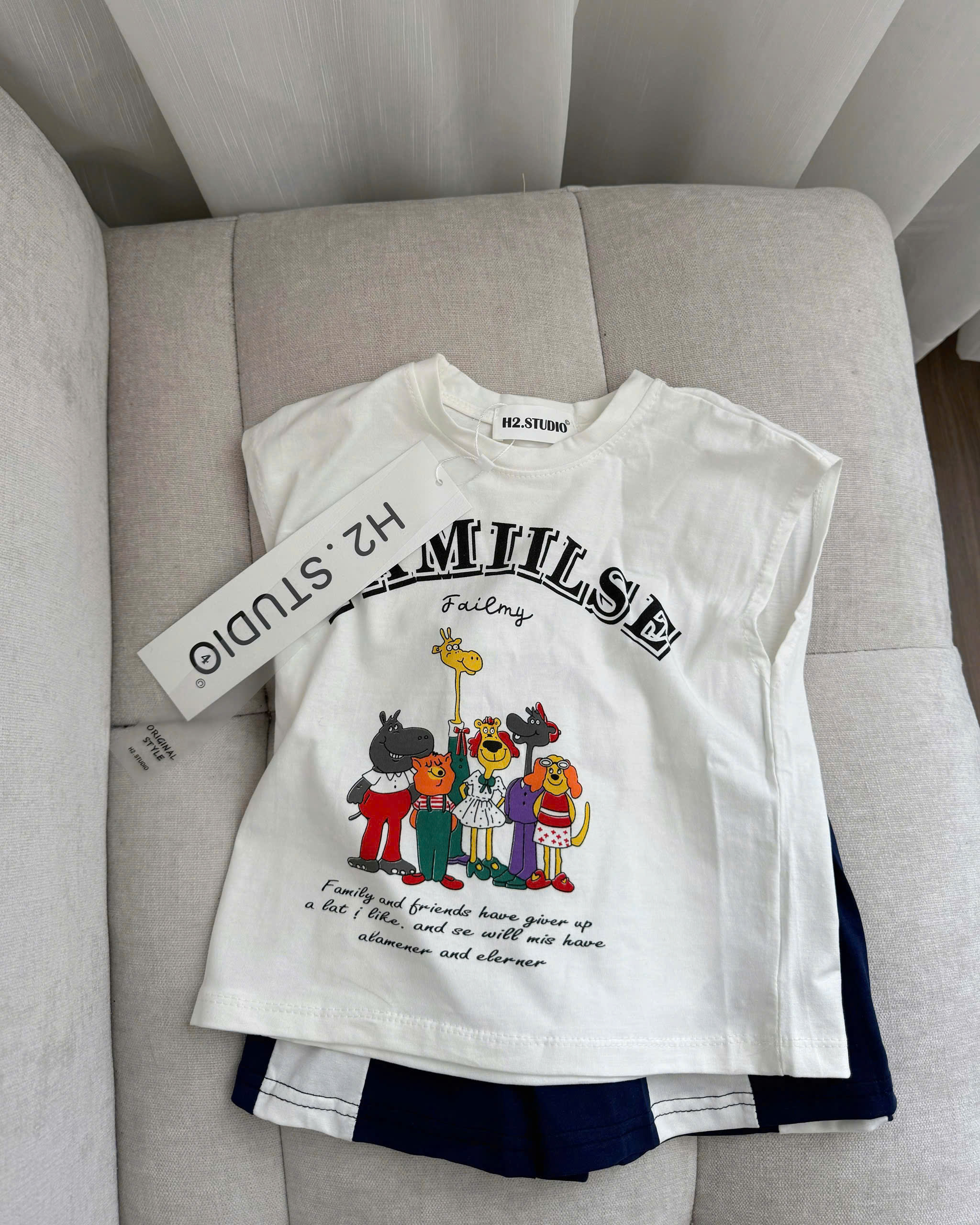 A43 BỘ BA LỖ FAMIILSE GIA DINH DONG VAT- A201.609