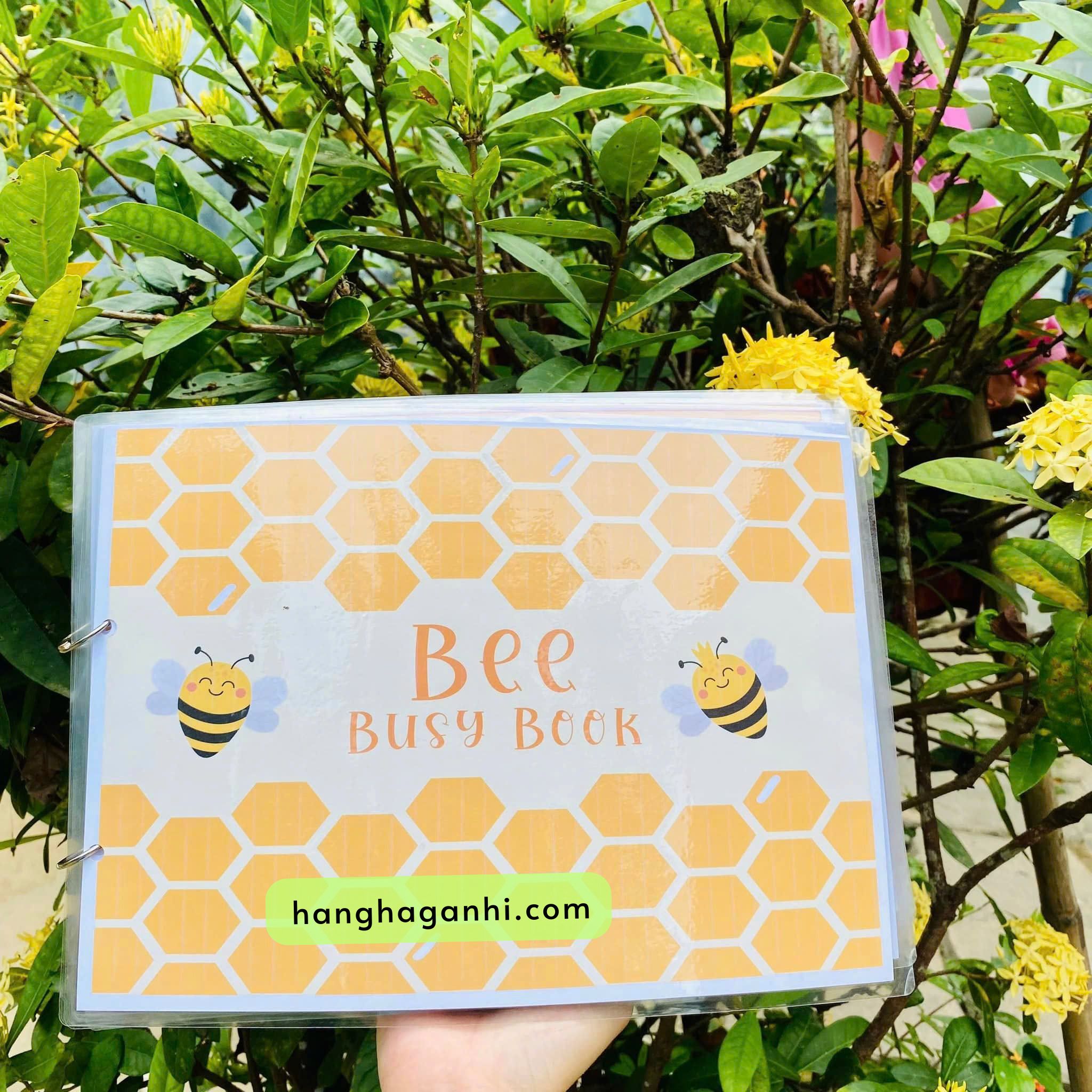 Học liệu tương tác bóc dán Bee Busy Book